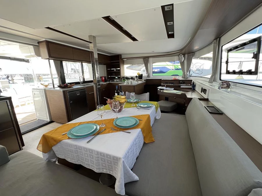 Lagoon 46 (MPLE (air condition, generator, water maker)    _Skippered Only_) Interior image - 11