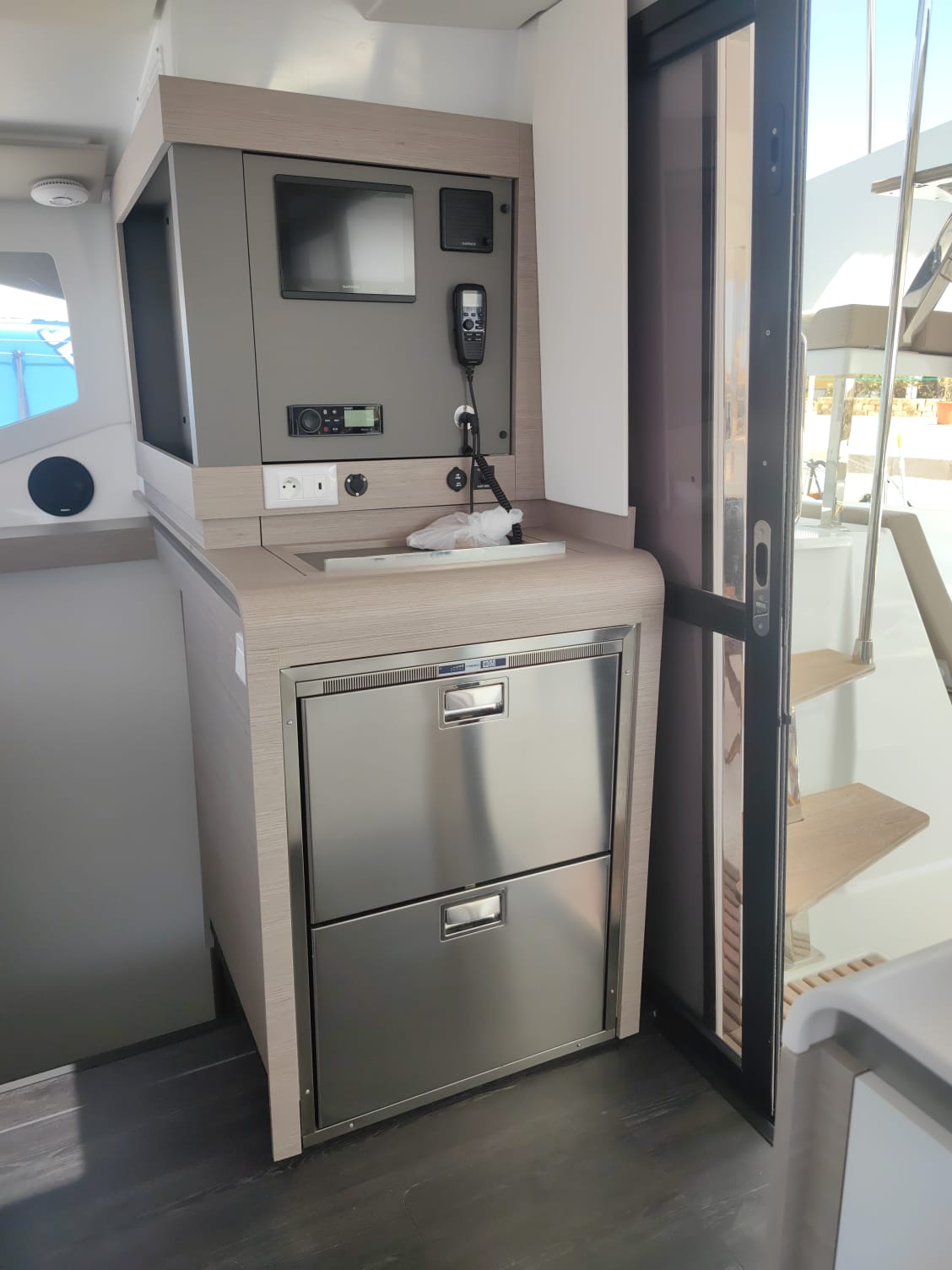 Photo #16 - Fountaine Pajot Isla 40 (Wm-Ac in dinette-Gen-Sol.Pan) (Isla) in Castellamare del Golfo - 16320