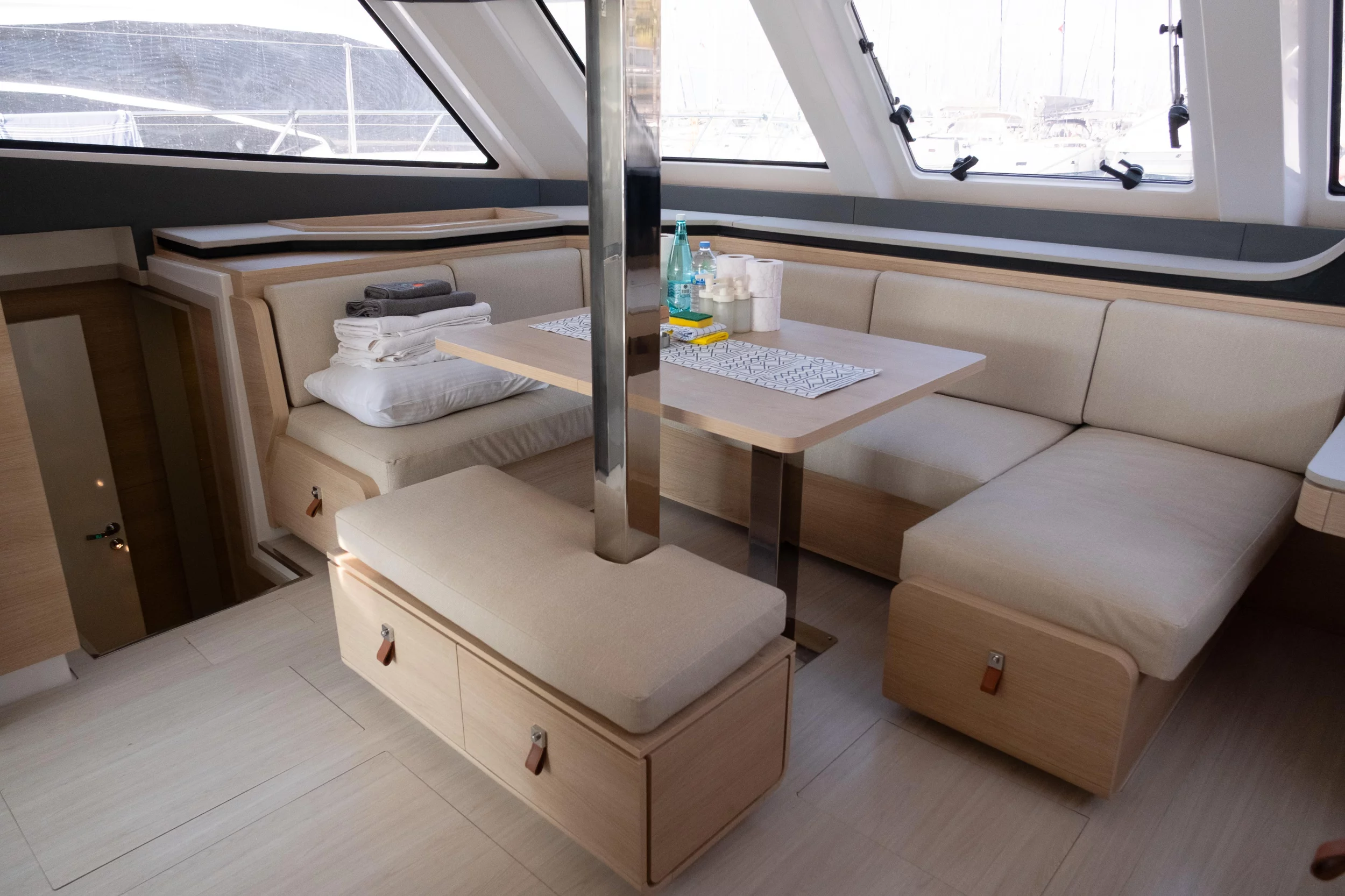 Aventura 45 (Aura)  - 24