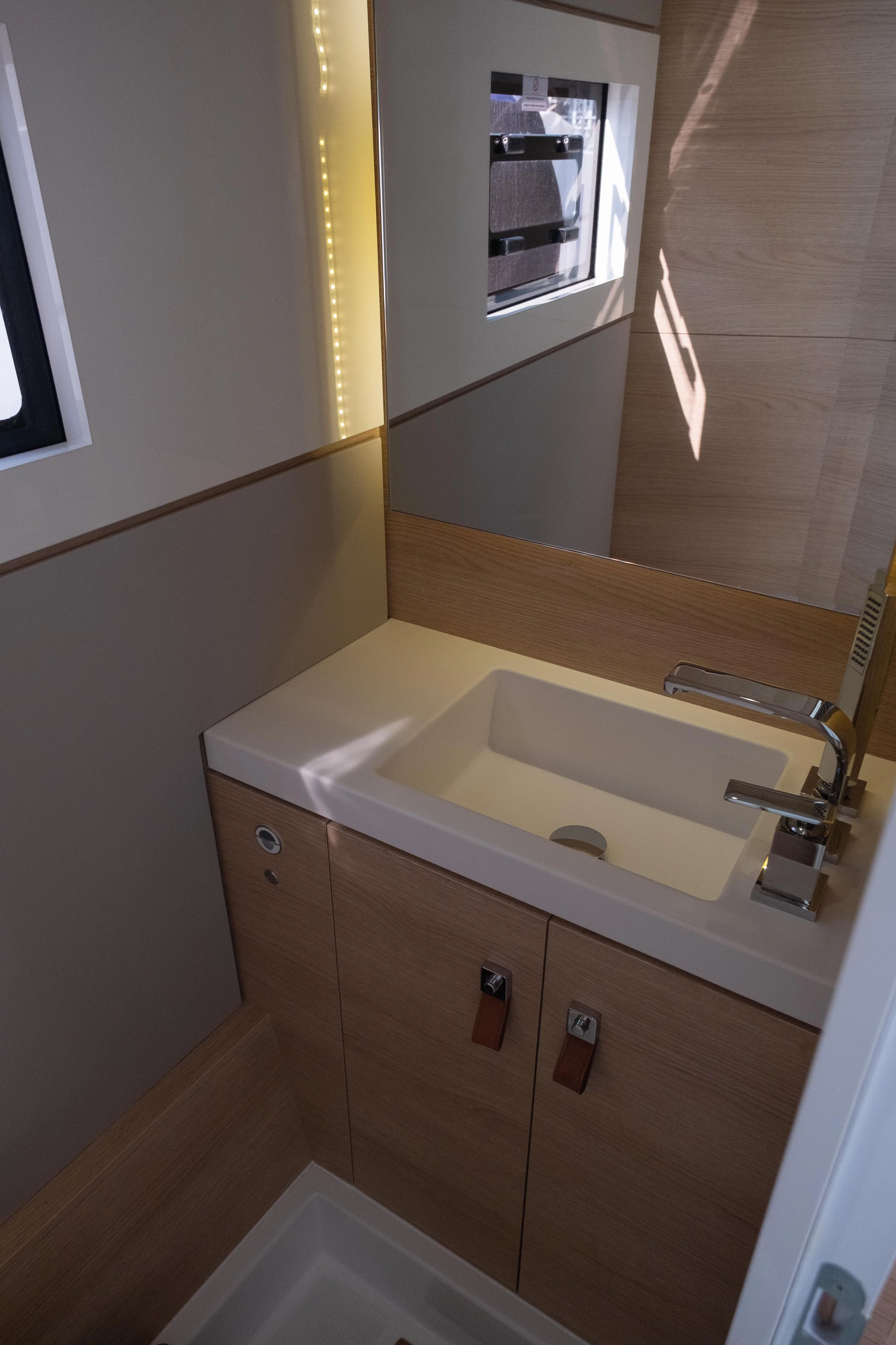 Aventura 45 (Aura)  - 20