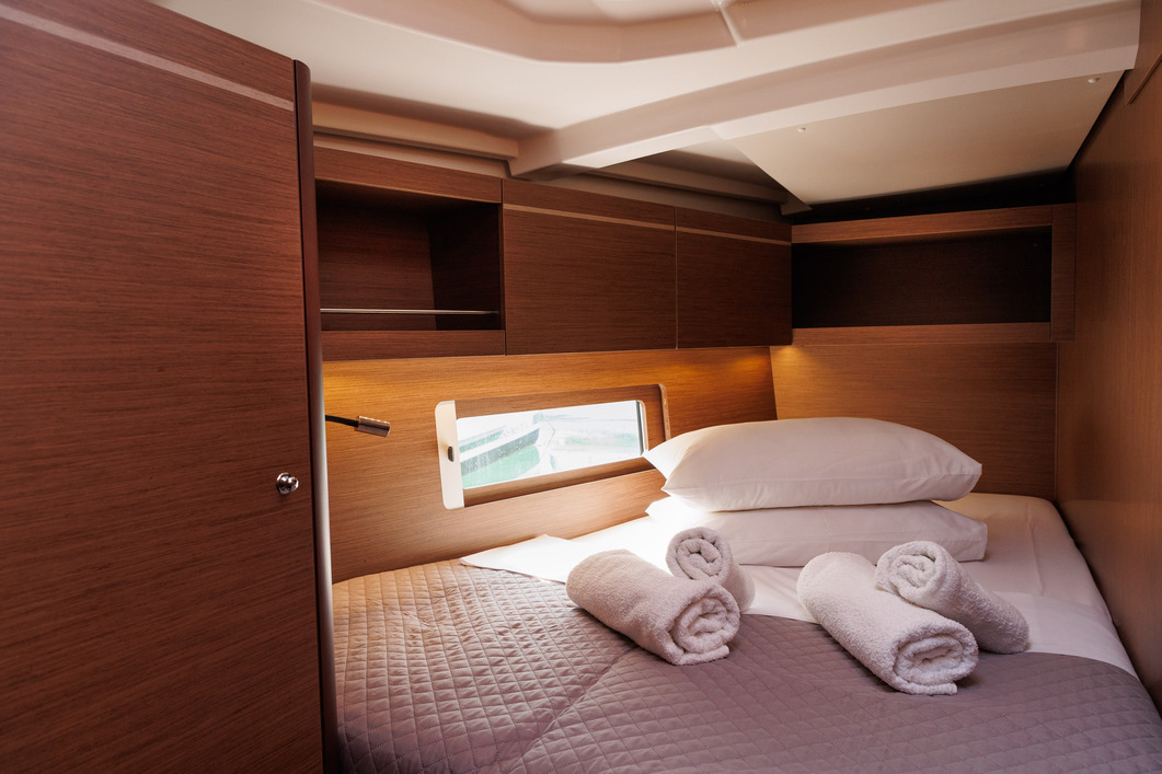 Photo #21 - Oceanis 46.1 (Solon) in Athen - 17015