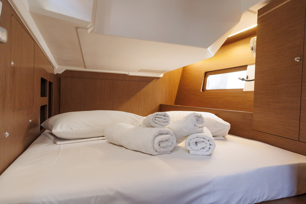 Photo #12 - Oceanis 46.1 (Solon) in Athen - 17015