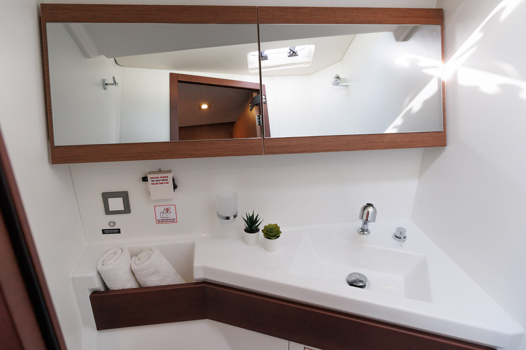 Photo #14 - Oceanis 46.1 (Solon) in Athen - 17015