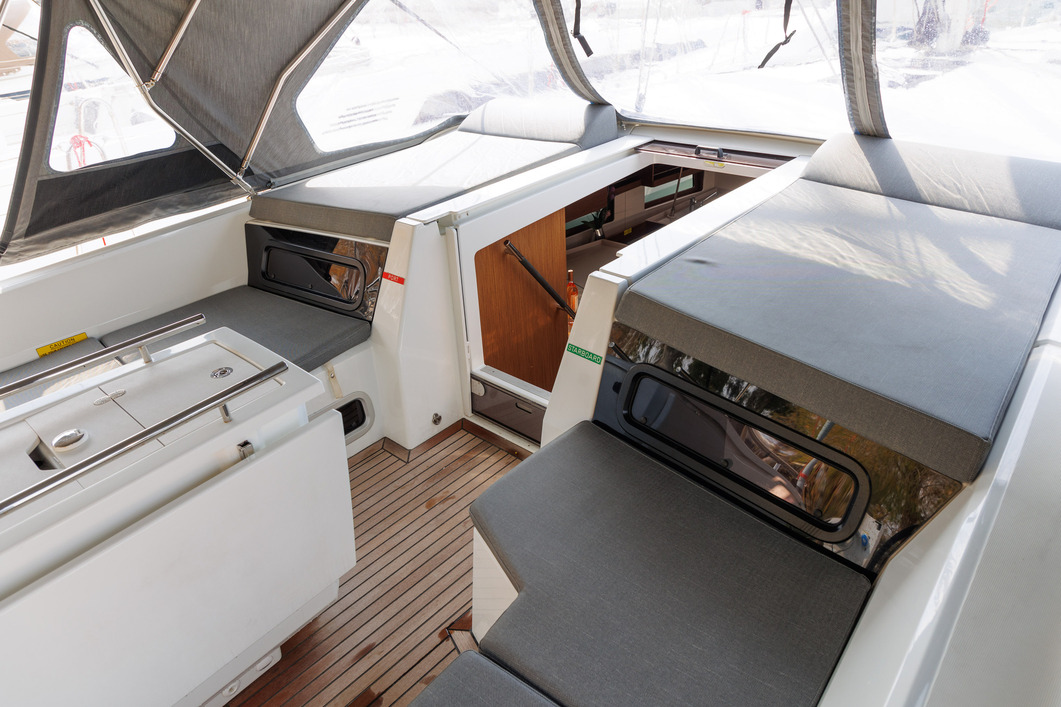 Photo #2 - Oceanis 46.1 (Solon) in Athen - 17015