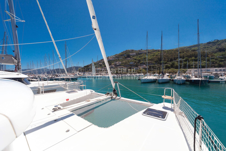 Photo #34 - Lagoon 42 (Frangy) in Capo d'Orlando - 12652