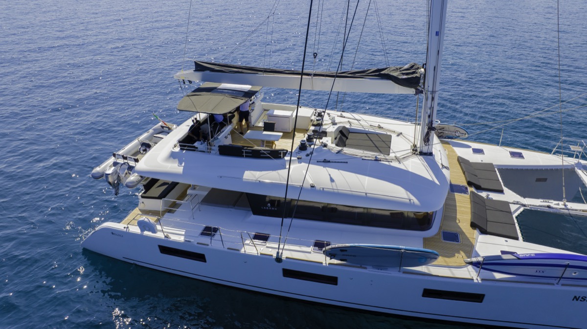 Photo #98 - Lagoon 620 (10+3) (The Sun (refit 2025)) en Portisco - 9878