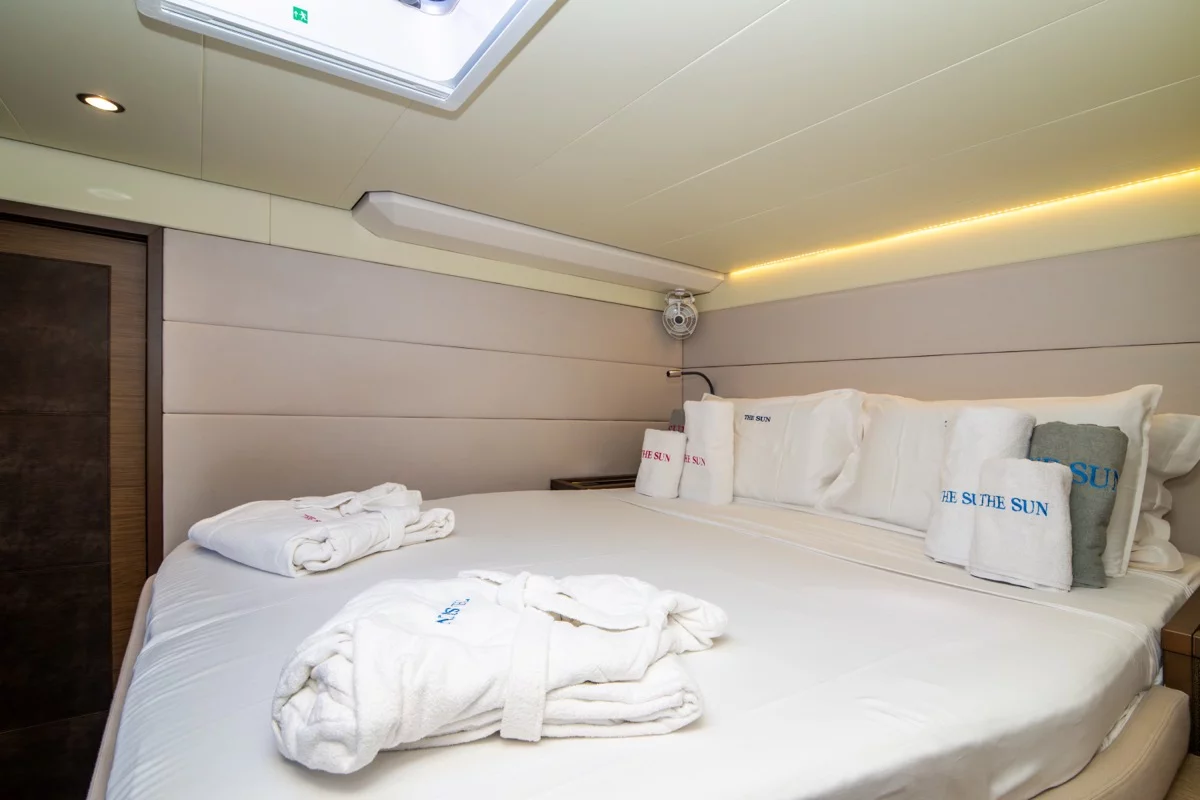 Lagoon 620 (10+3) (The Sun (refit 2025))  - 56
