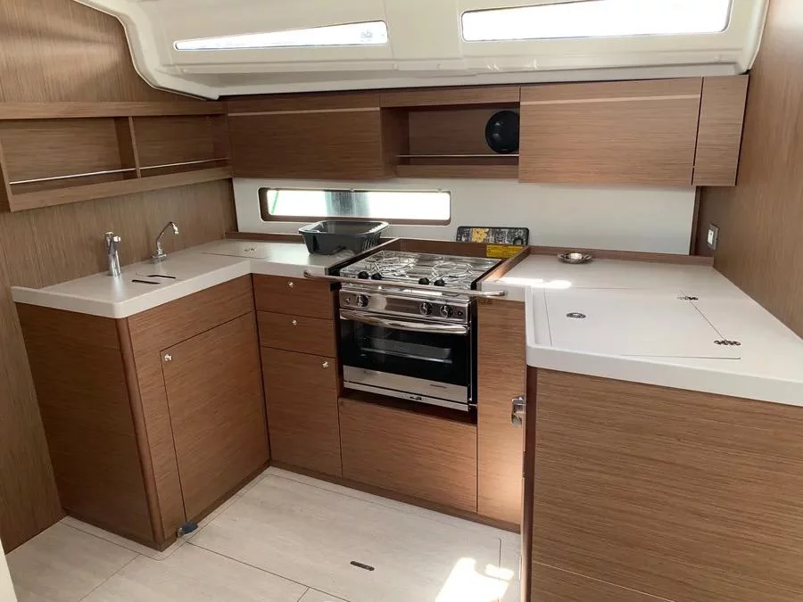Oceanis 40.1 (Avra)  - 4