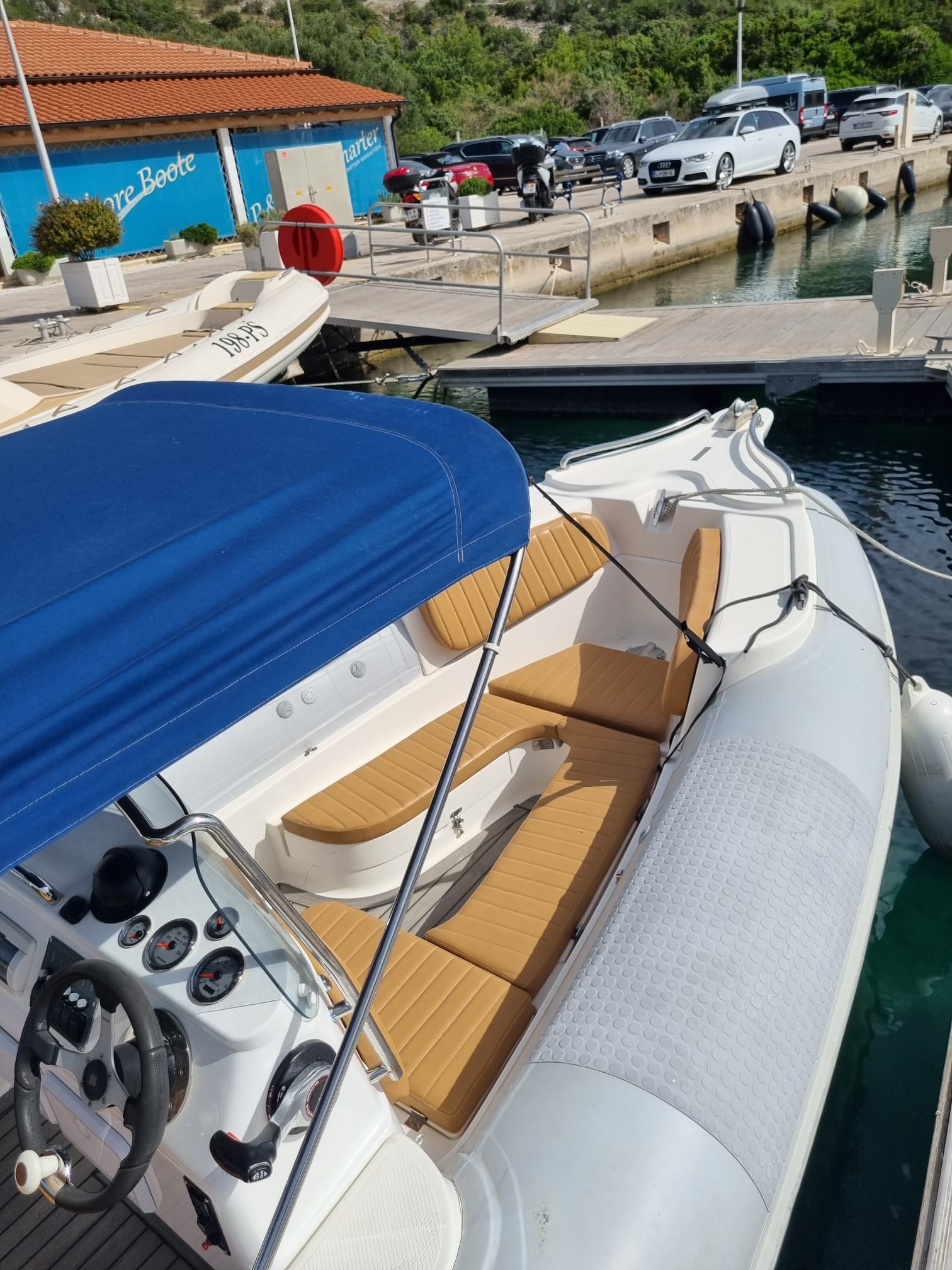 Photo #4 - AGA Marine Spirit 640 (AGA) in Primosten - 24421