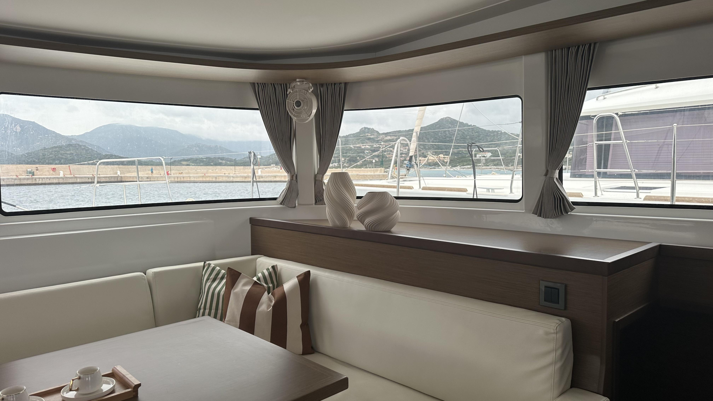 Photo #2 - Lagoon 46 (Sbronzo) in Portisco - 21467