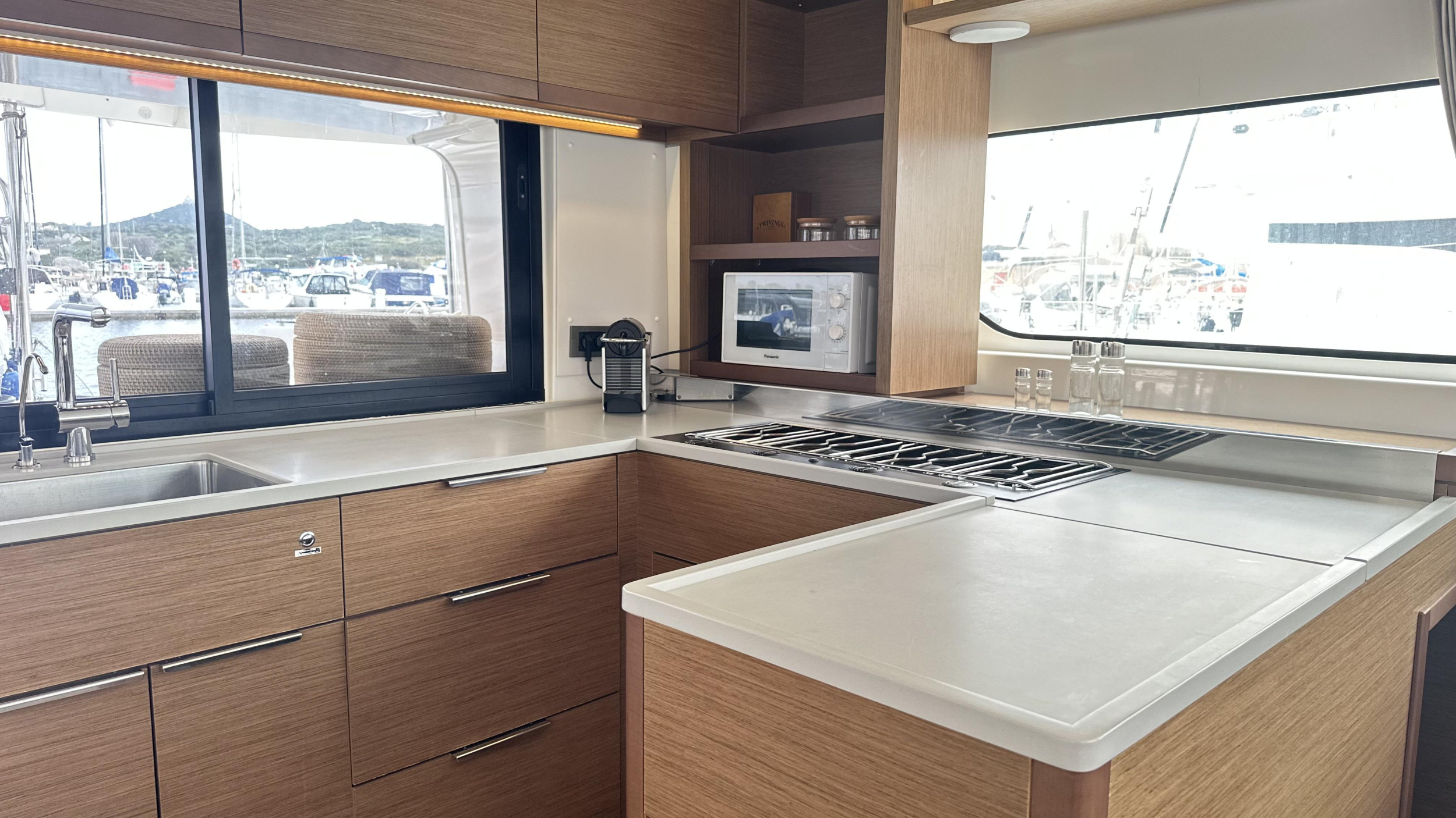Photo #15 - Lagoon 46 (Sbronzo) in Portisco - 21467