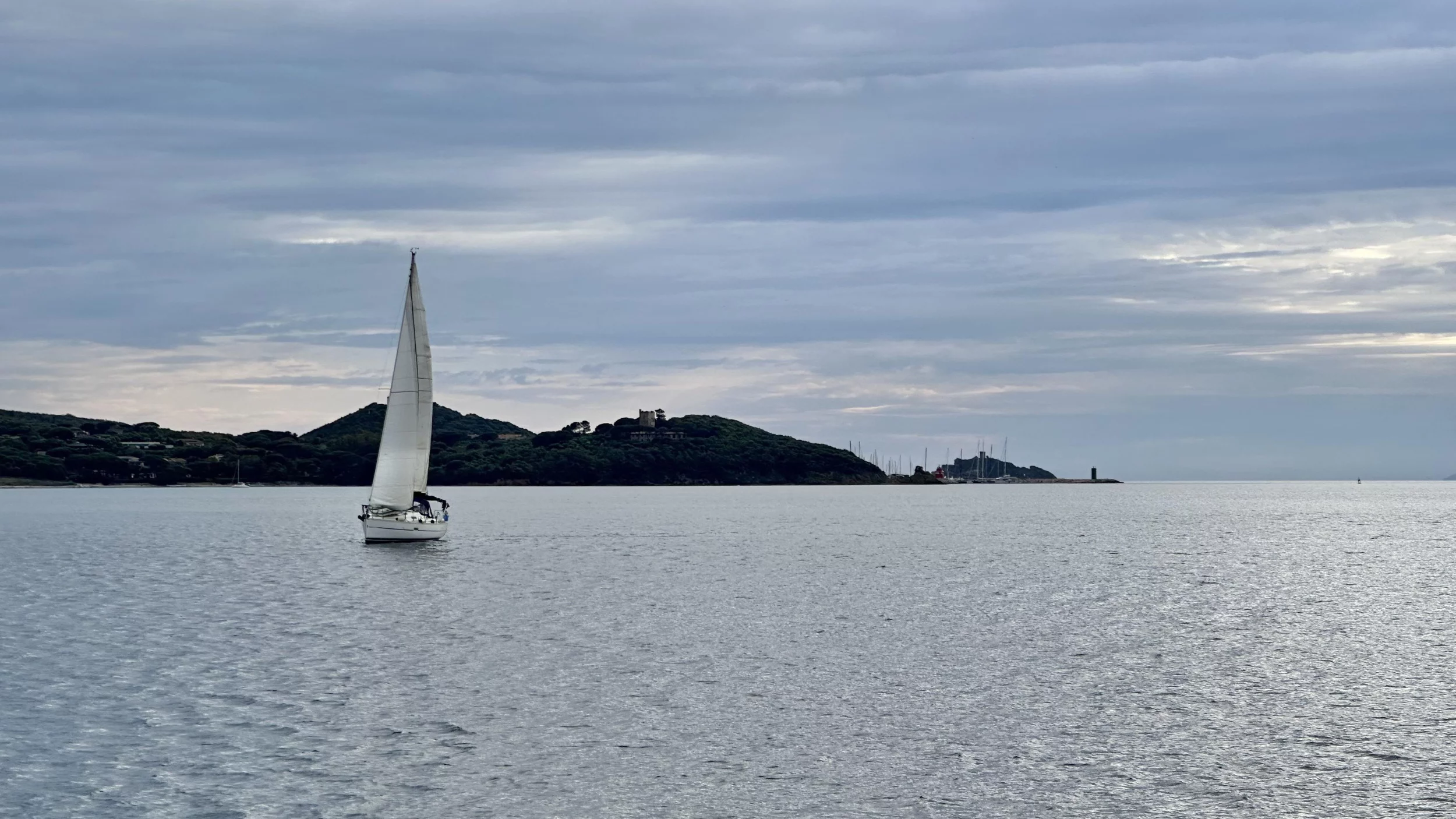 Oceanis 323 Clipper (Cassiopea)  - 6