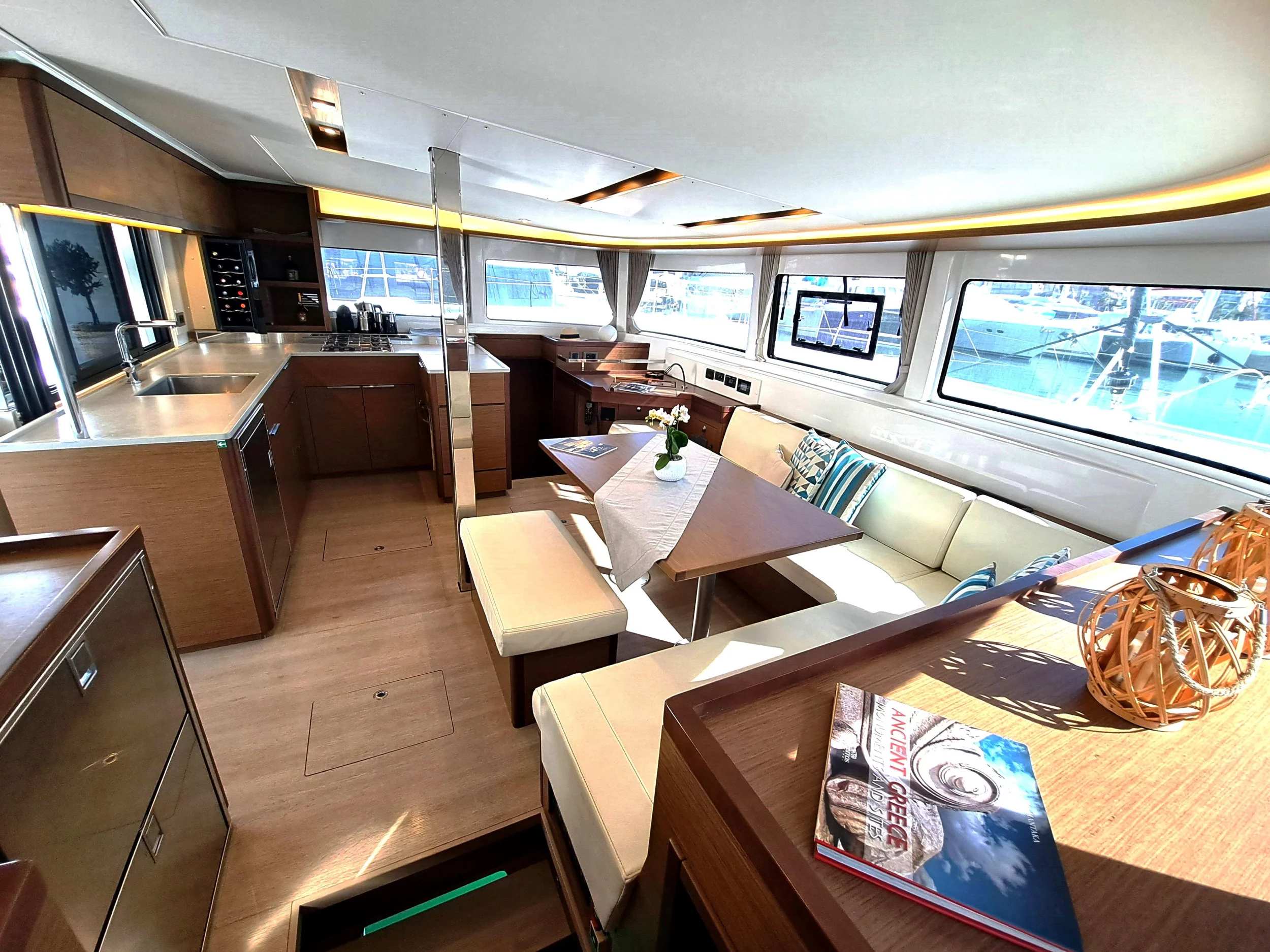 Lagoon 46 (OMNIA) Interior image - 16