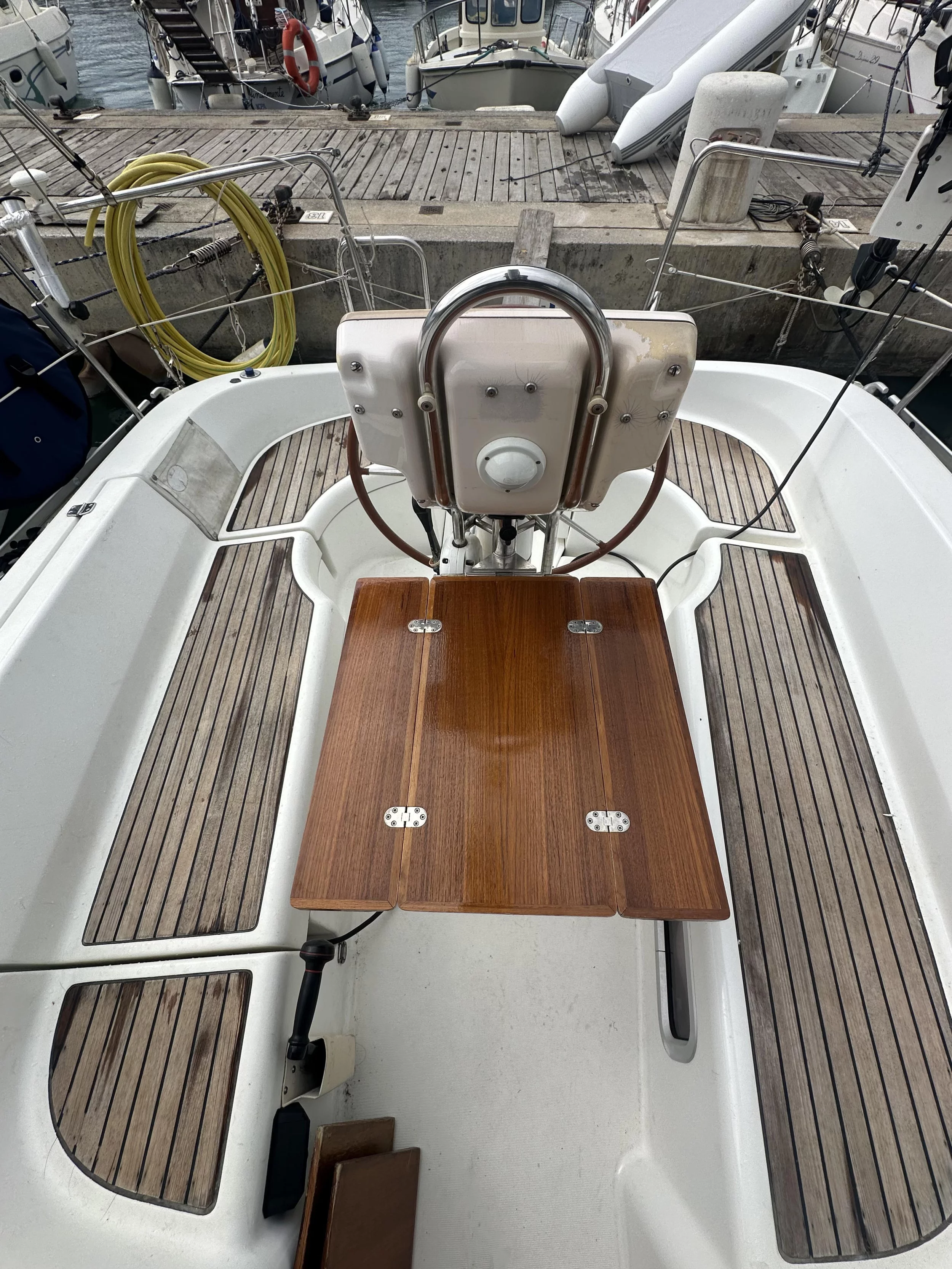 Oceanis 323 Clipper (Cassiopea)  - 8