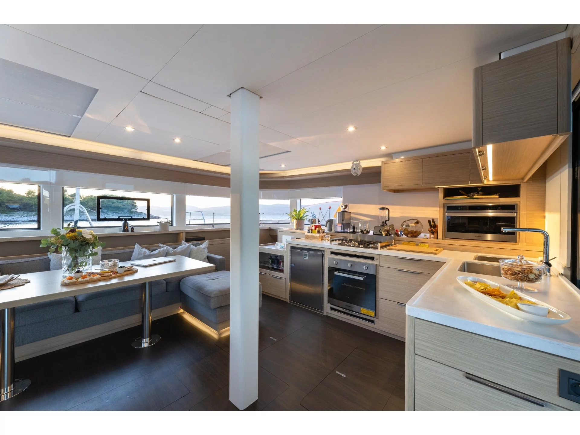 Lagoon 55 LUXURY version (2025) (ARTISAN) Interior image - 21