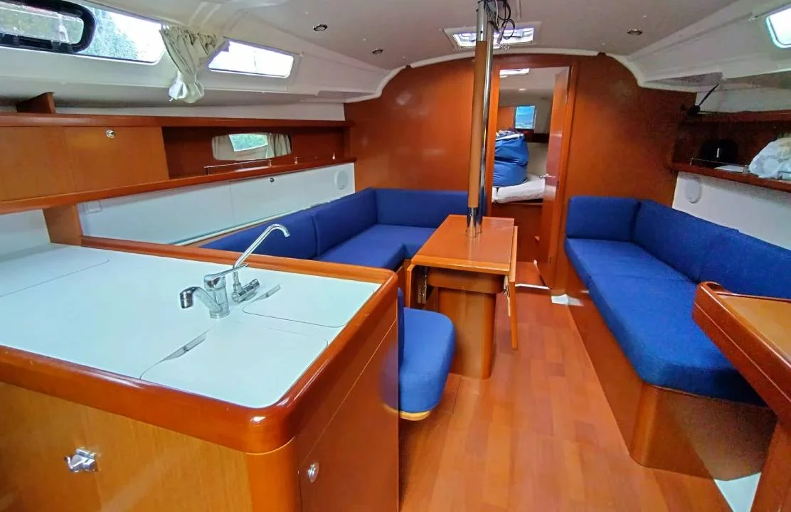 Oceanis 37 (Bandiagara)  - 1