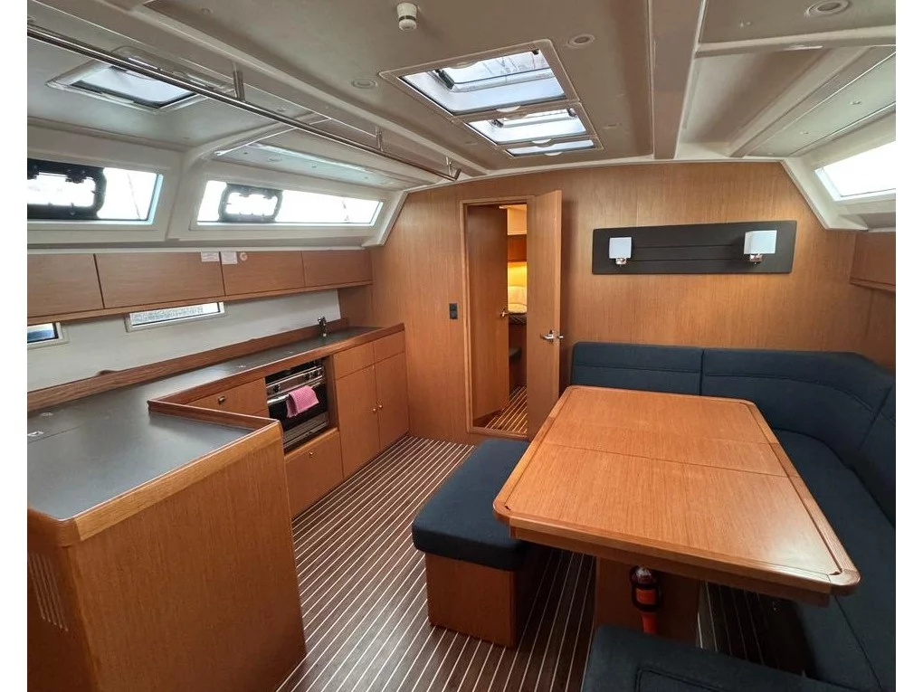 Bavaria Cruiser 46 (Alkistis) Interior image - 11