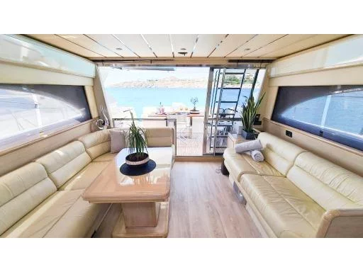 Ferretti 53 Flybridge (Secret) Interior image - 3