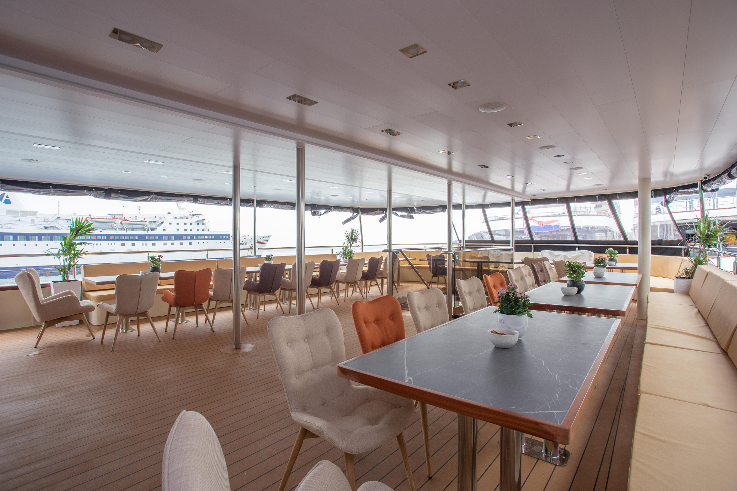 Photo #15 - Luxury Motor Yacht (Swallow) en Split - 18164