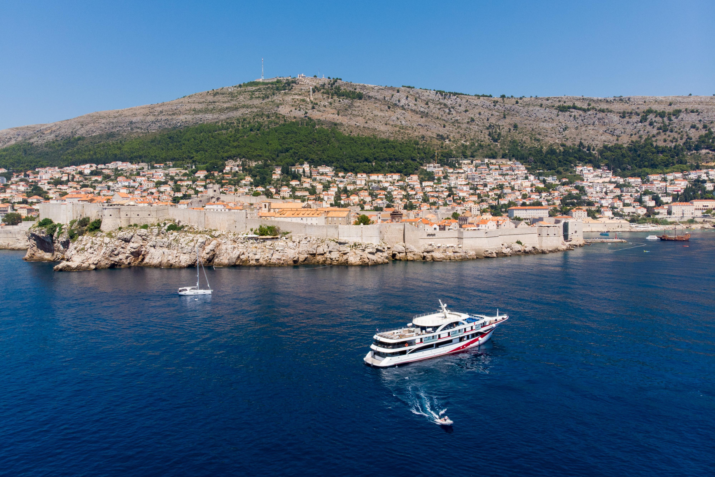 Photo #6 - Luxury Motor Yacht (Antaris) en Split - 16192