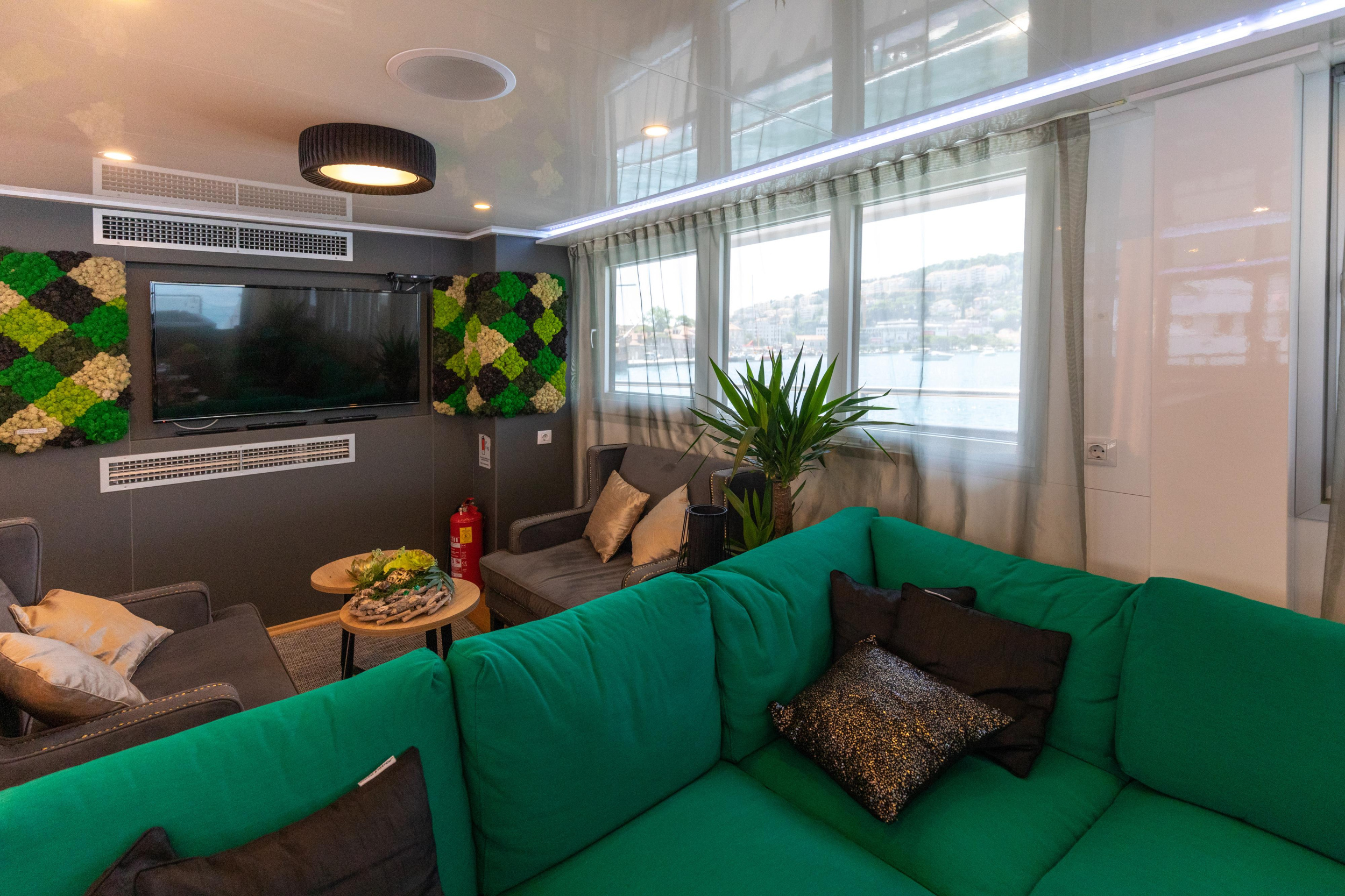 Photo #17 - Luxury Motor Yacht (Antaris) en Split - 16192