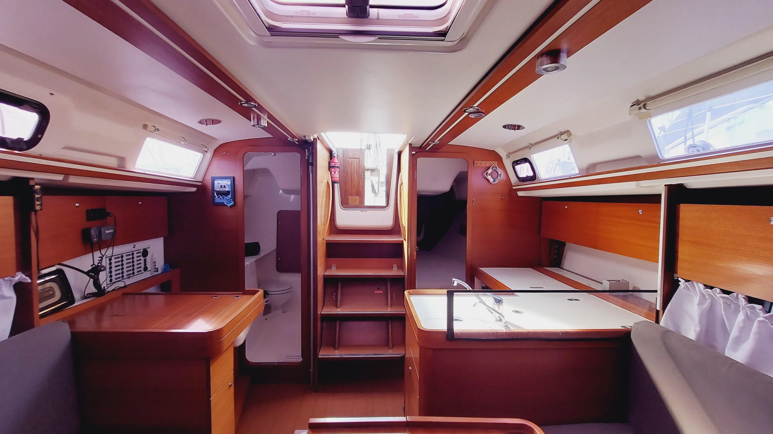 Dufour 335 Grand Large (Caprice 2)  - 10
