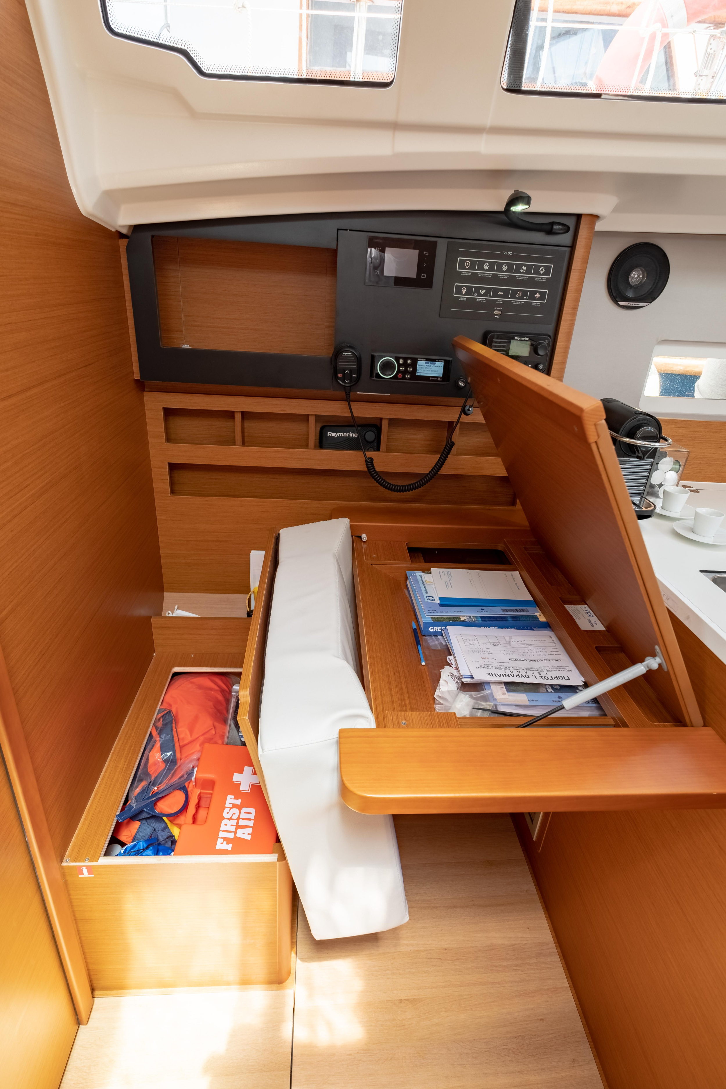 Photo #17 - Sun Odyssey 410 (Elcano) in Lefkada - 12030
