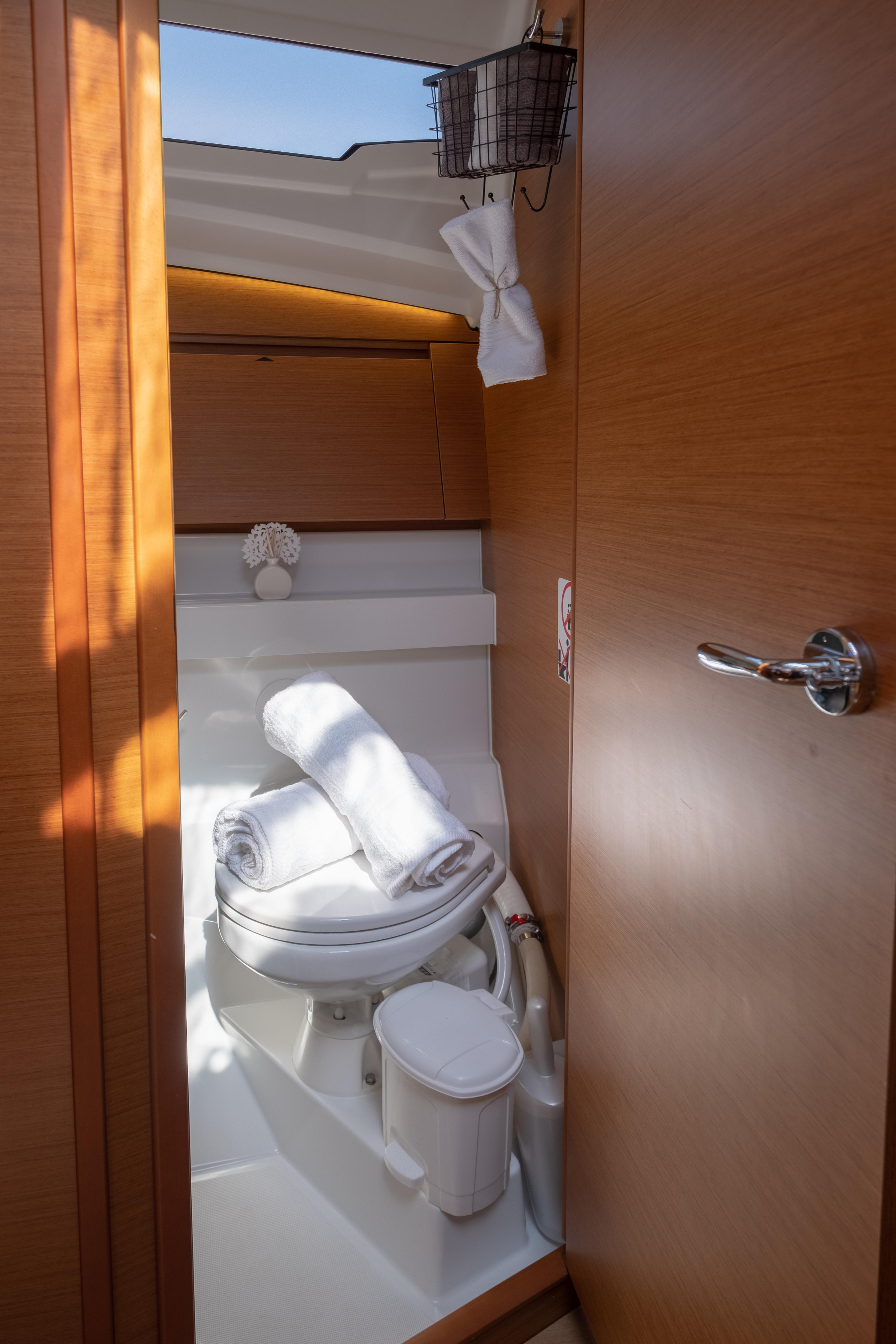 Photo #18 - Sun Odyssey 410 (Sammy) en Lefkada - 12032