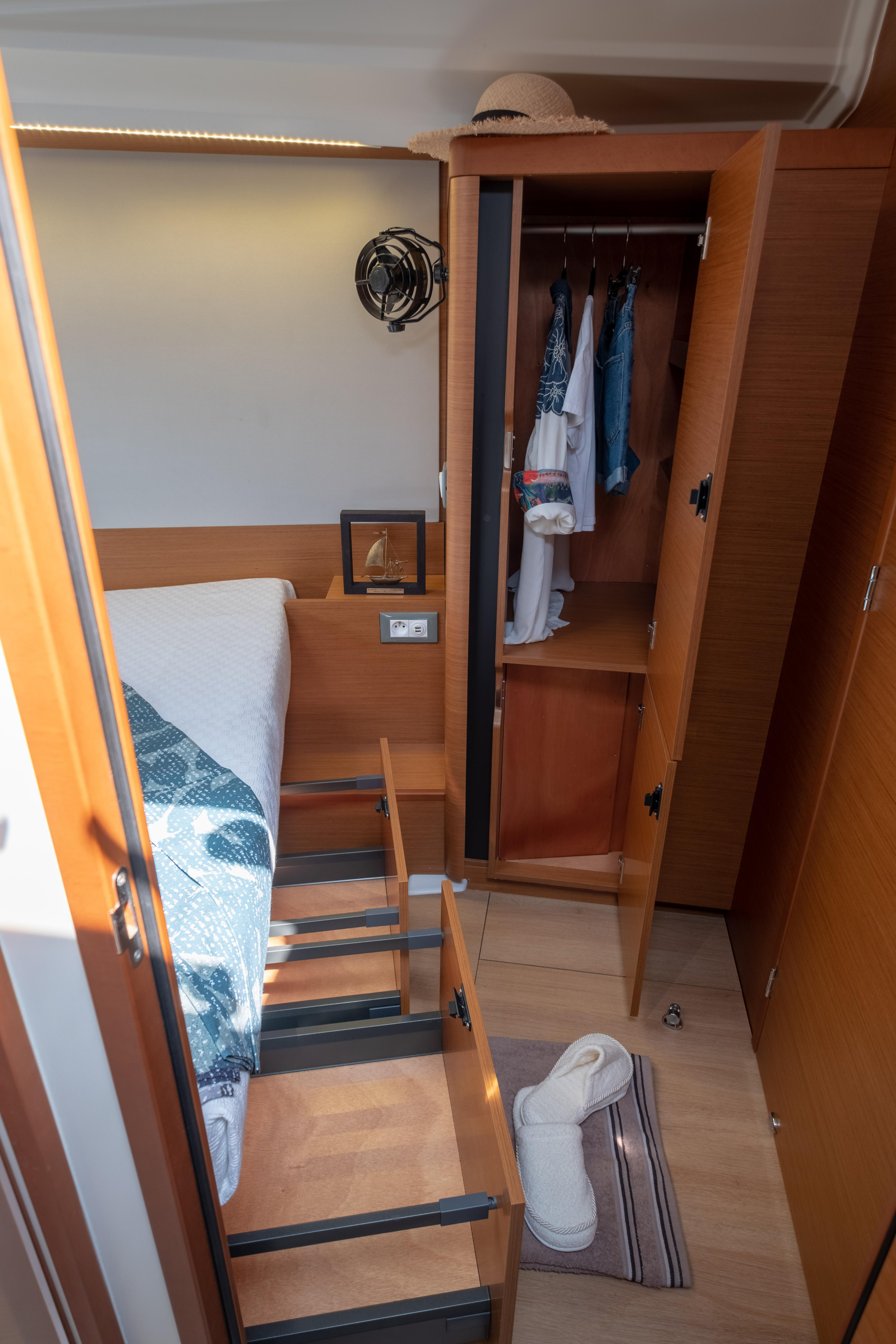 Photo #20 - Sun Odyssey 410 (Sammy) en Lefkada - 12032