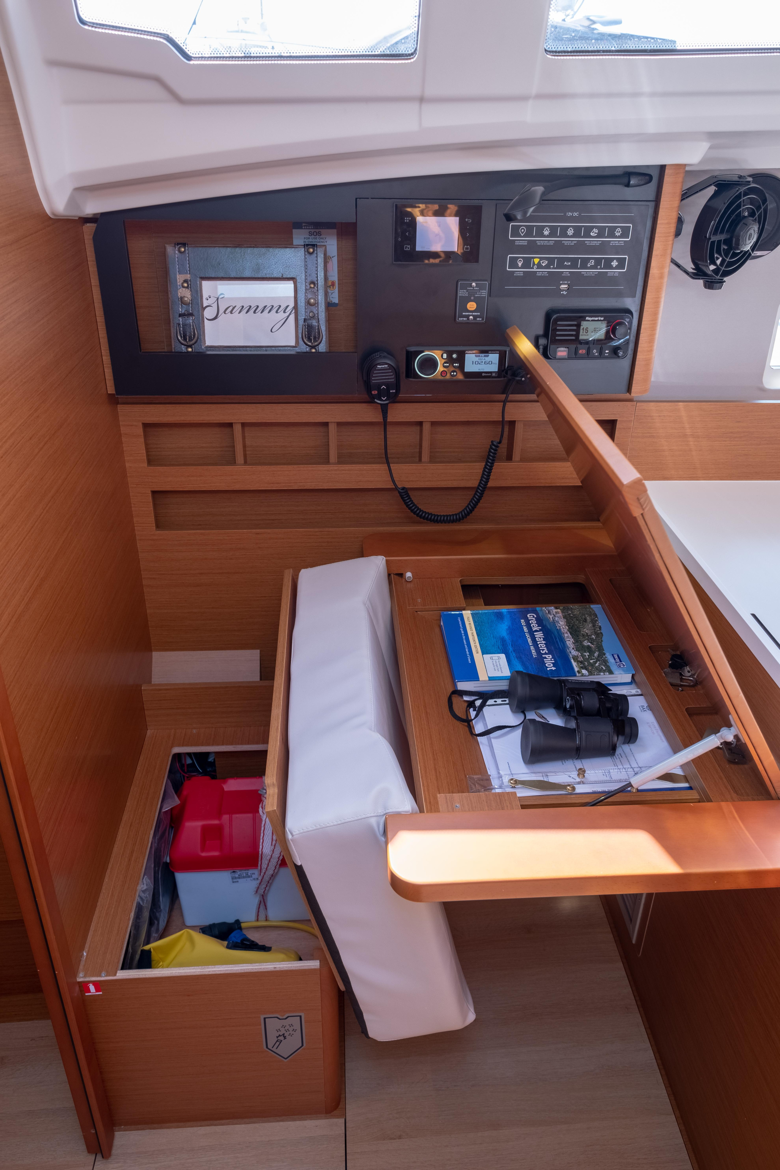 Photo #43 - Sun Odyssey 410 (Sammy) en Lefkada - 12032