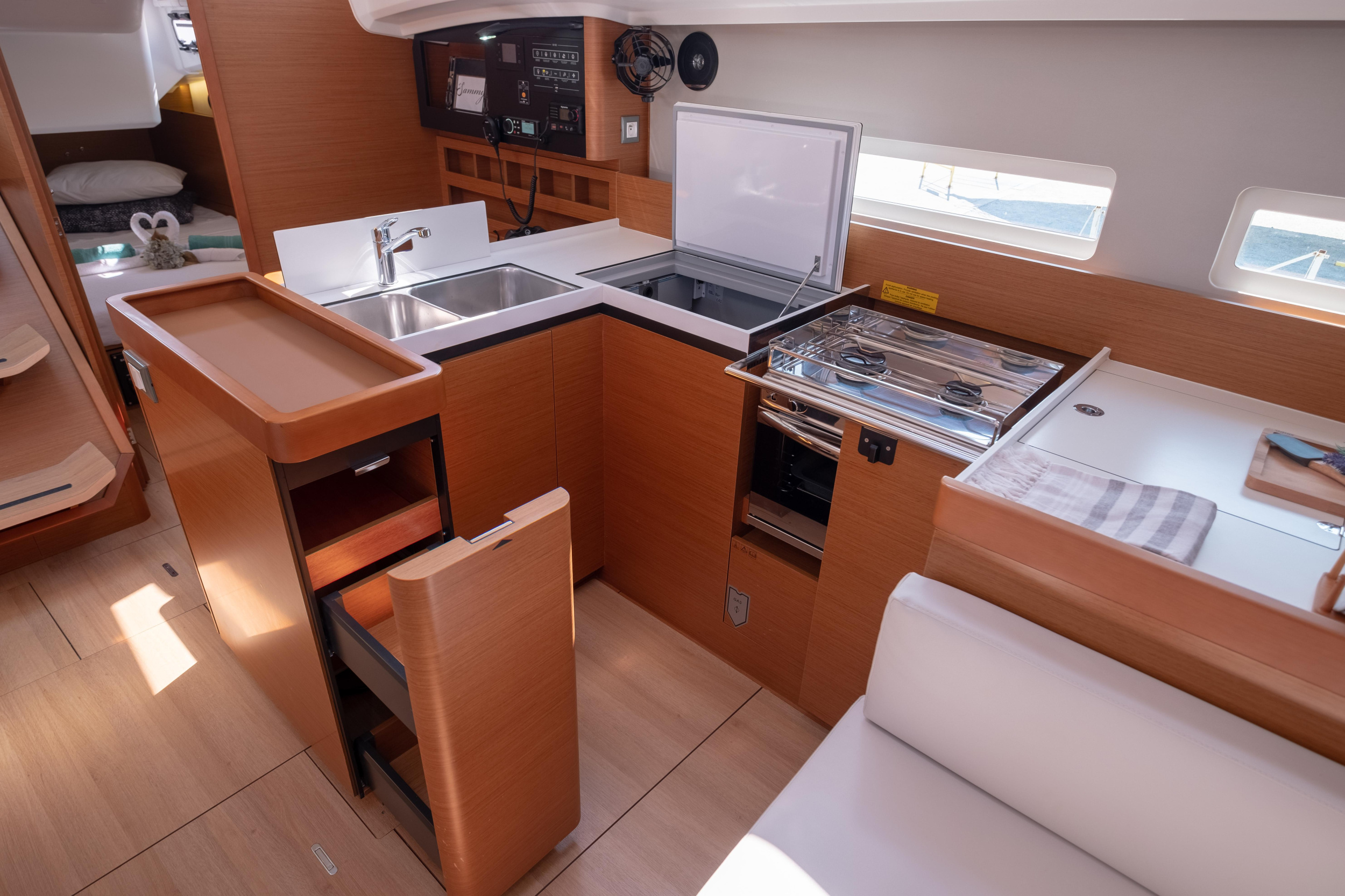 Photo #37 - Sun Odyssey 410 (Sammy) en Lefkada - 12032