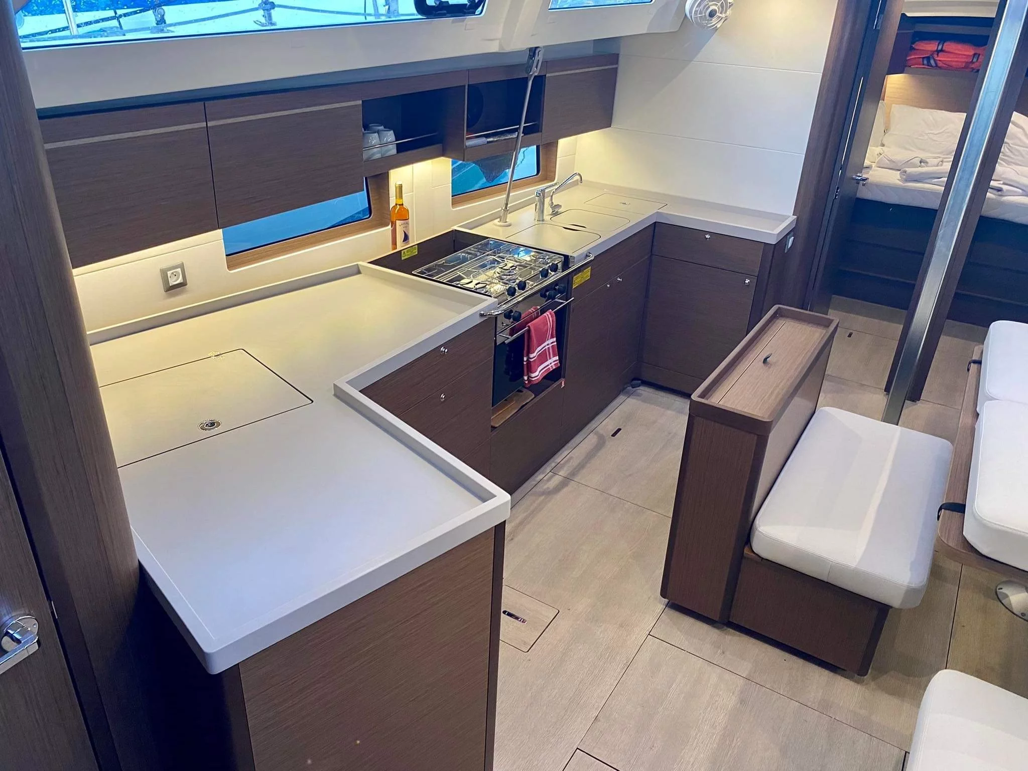 Oceanis 46.1 (Lykia) Interior image - 1