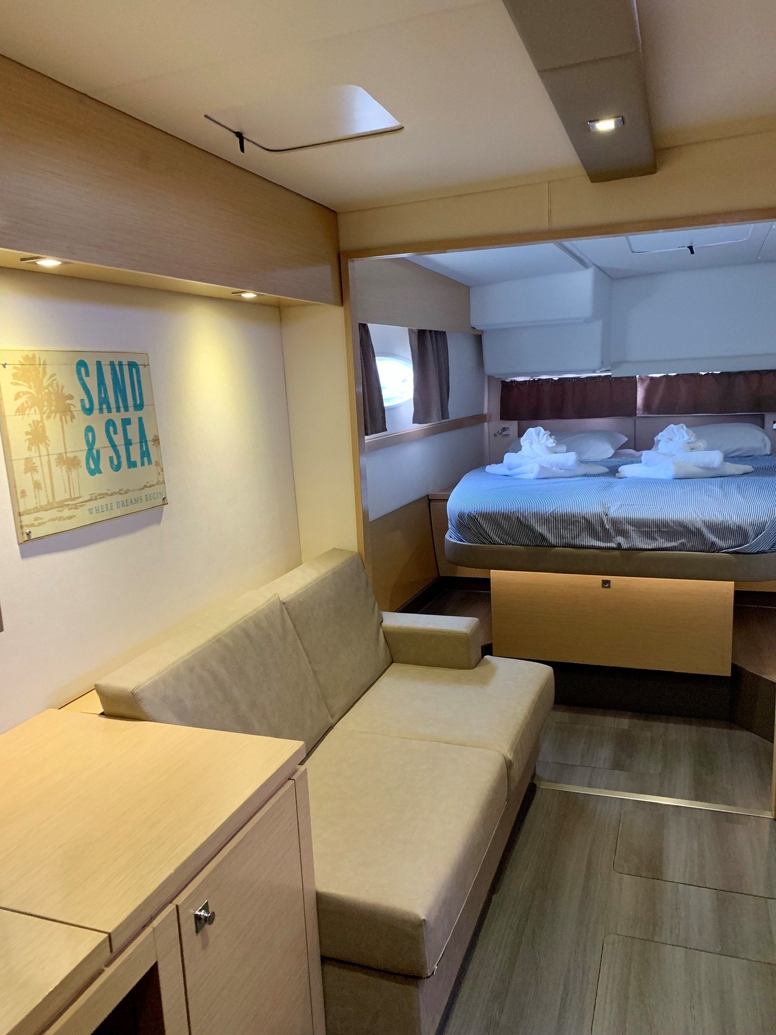 Photo #4 - Fountaine Pajot Helia 44 (Ohana) in Road Town - 15436