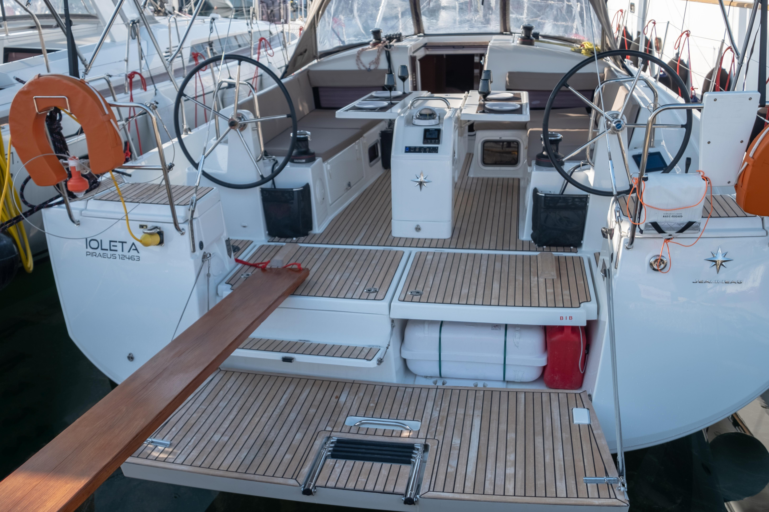 Photo #3 - Sun Odyssey 440 (Ioleta) in Lefkada - 12034