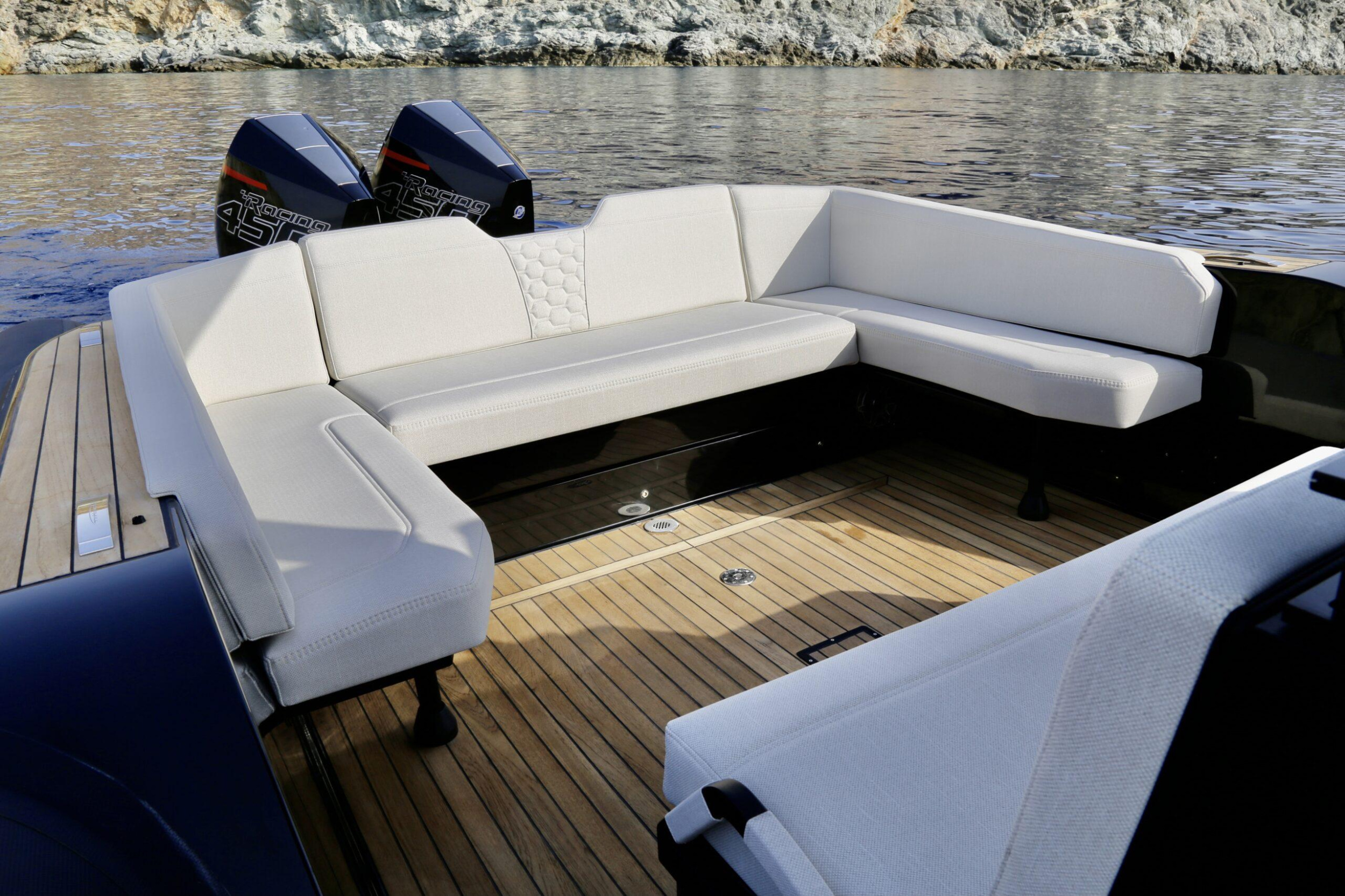Photo #7 - Explorer 40 (40 Yaloou Thunder) in Mykonos - 17088
