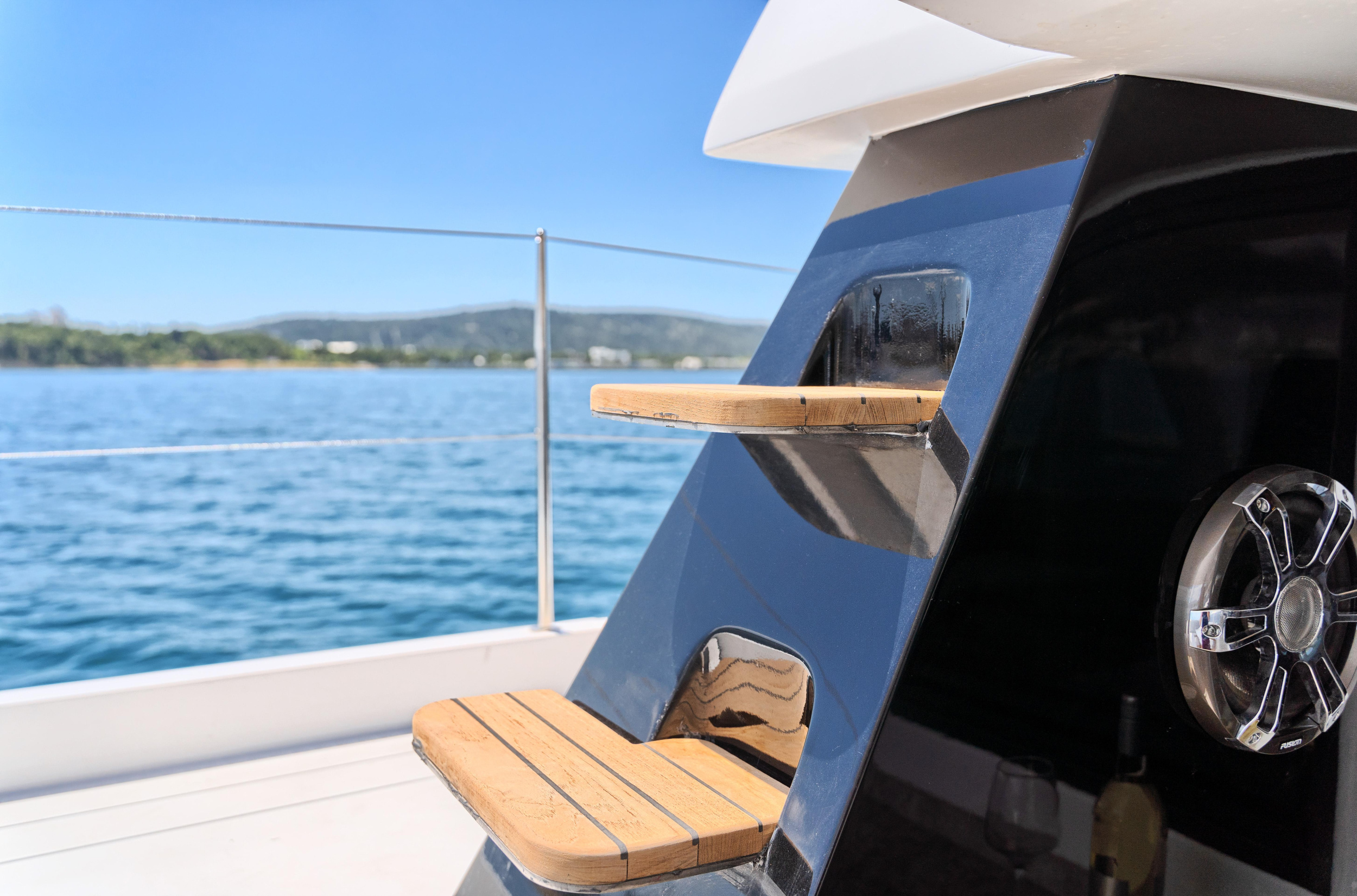 Photo #33 - Luna 49 (Gold) in Split - 18251