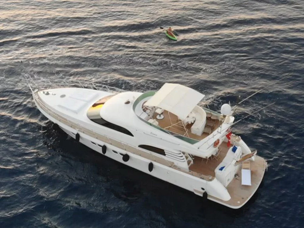 Motoryacht (Sirocco)  - 17