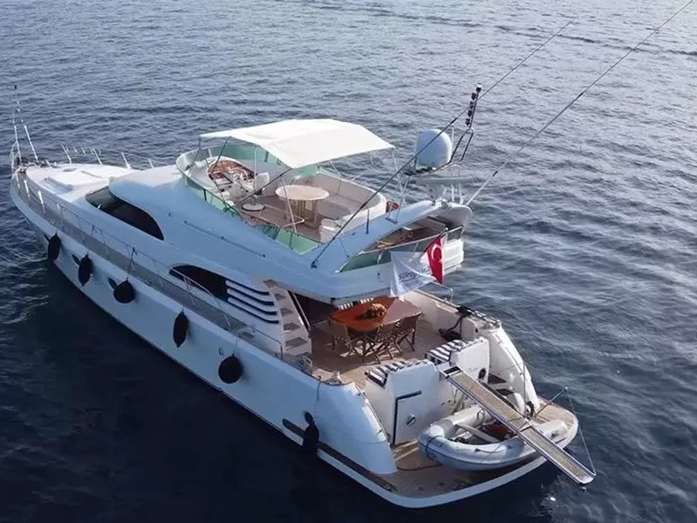 Motoryacht (Sirocco)  - 19