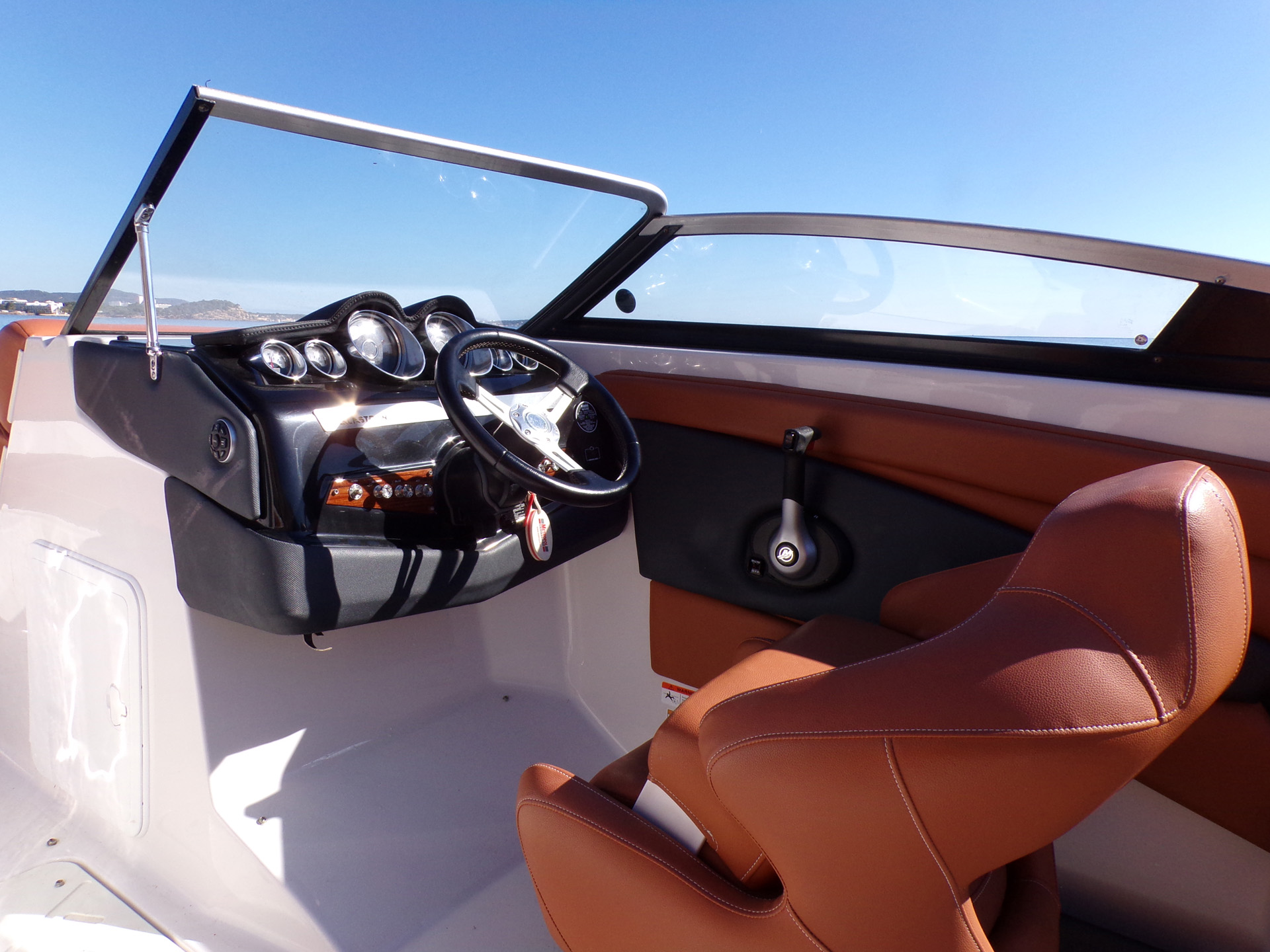 Photo #11 - Glastron GT 245 (Blue Dream) in Talamanca - 9628