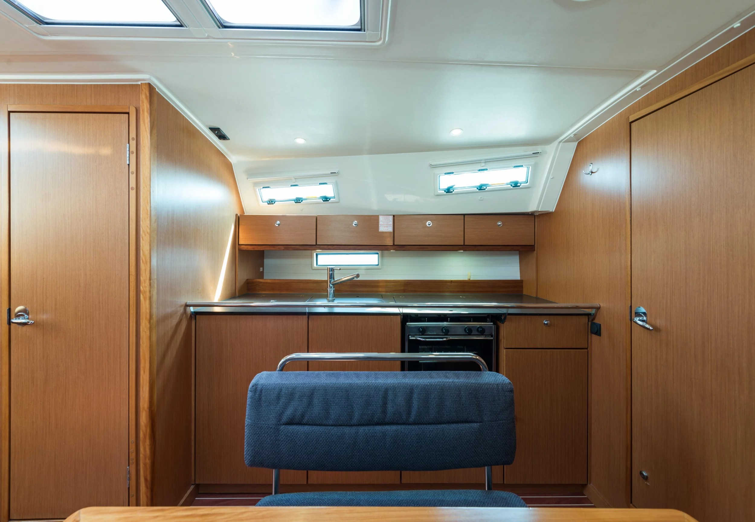 Bavaria 40 Cruiser (Deneb)  - 9