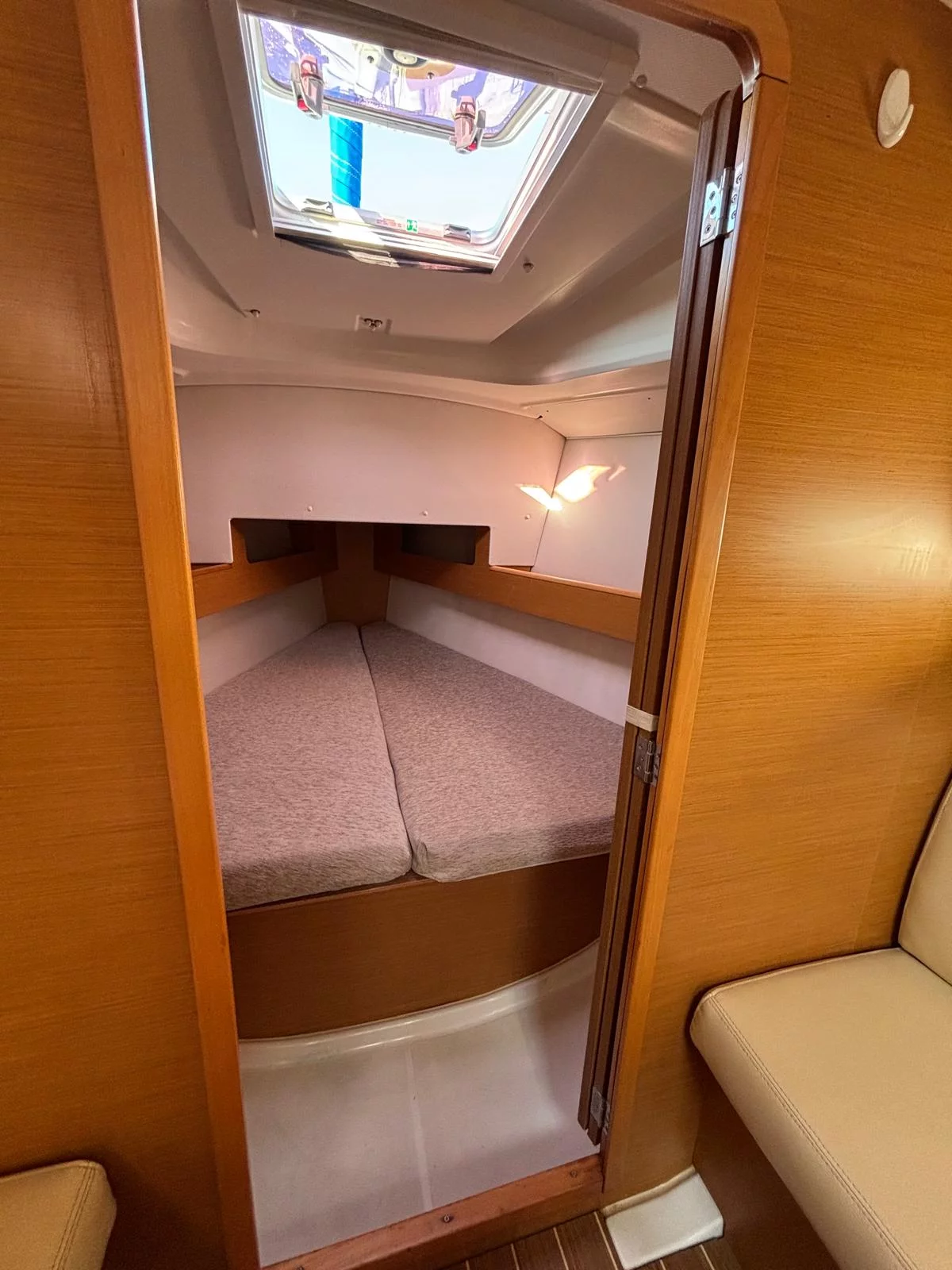 Sun Odyssey 33i (Nimpto)  - 8