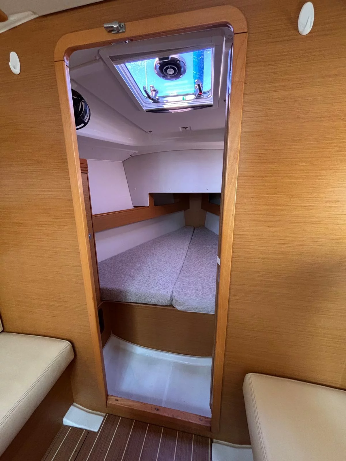 Sun Odyssey 33i (Nimpto)  - 6