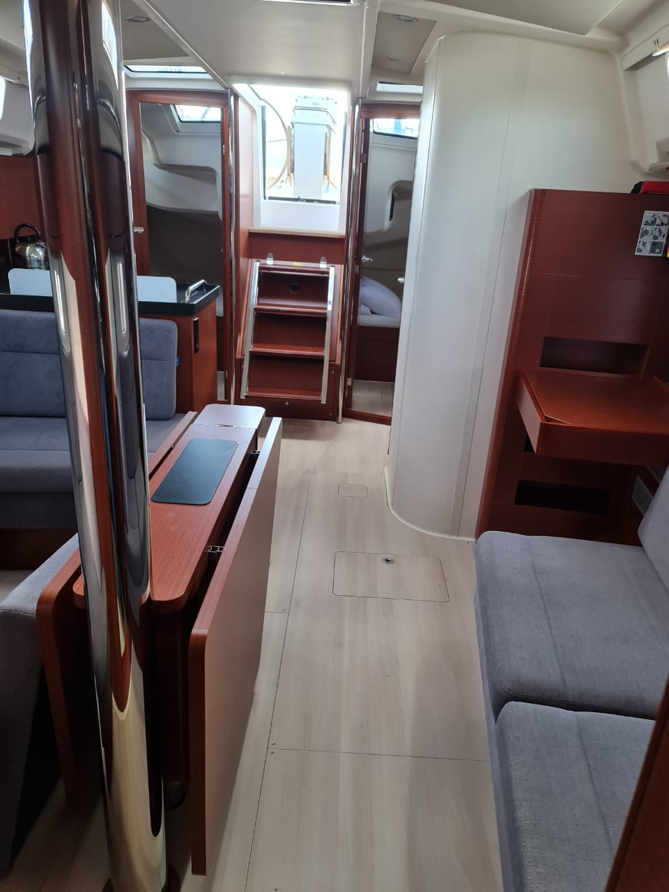 Photo #4 - Hanse 418 (Mystique) in Lefkada - 18151