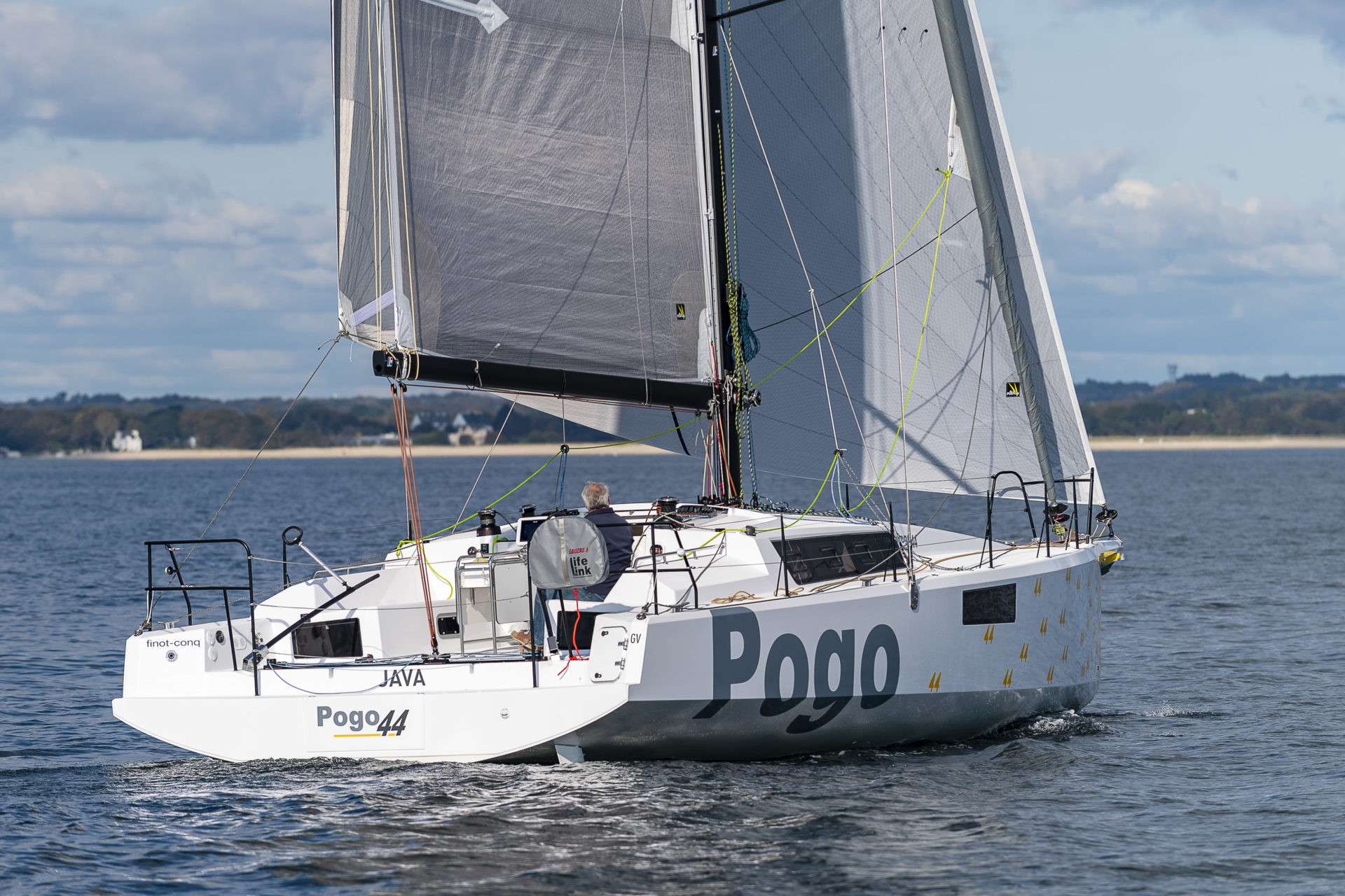 Photo #8 - Pogo 44 (Hecladapi) en Bandol - 18446