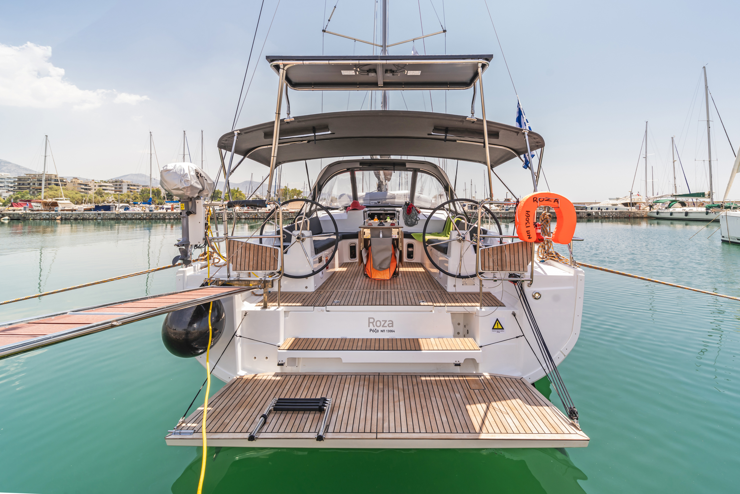 Photo #2 - Oceanis 40.1 (3+1 cab) (Roza) en Athènes - 16456