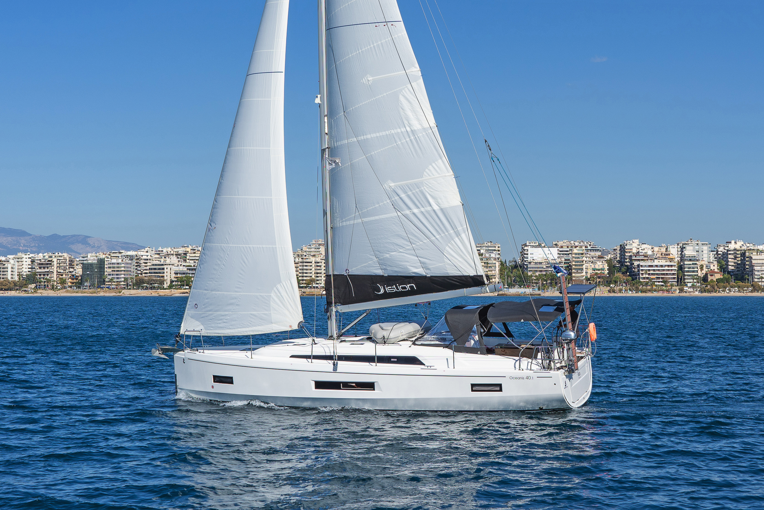 Photo #16 - Oceanis 40.1 (3+1 cab) (Roza) en Athènes - 16456