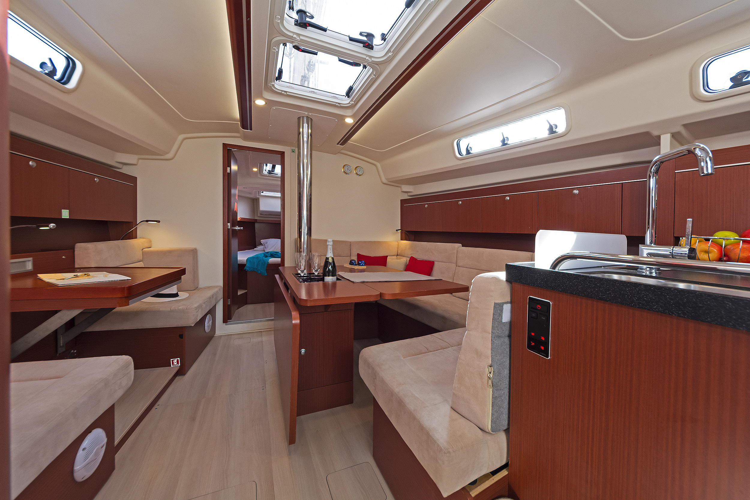 Photo #11 - Hanse 415 (Kuro Siwo) en Rhodes - 3895