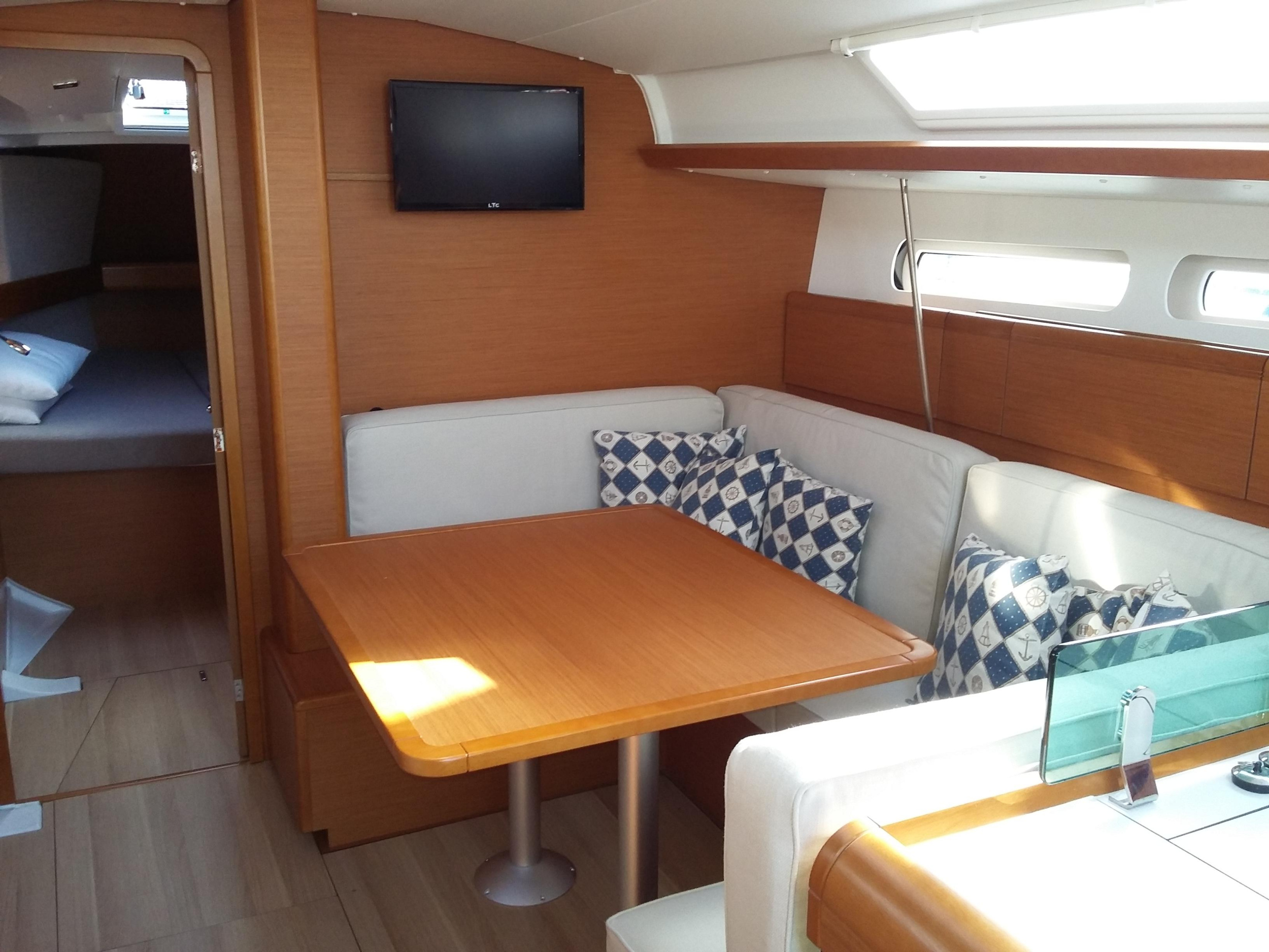 Photo #7 - Sun Odyssey 419 (Comanegra) en Palamós - 7913