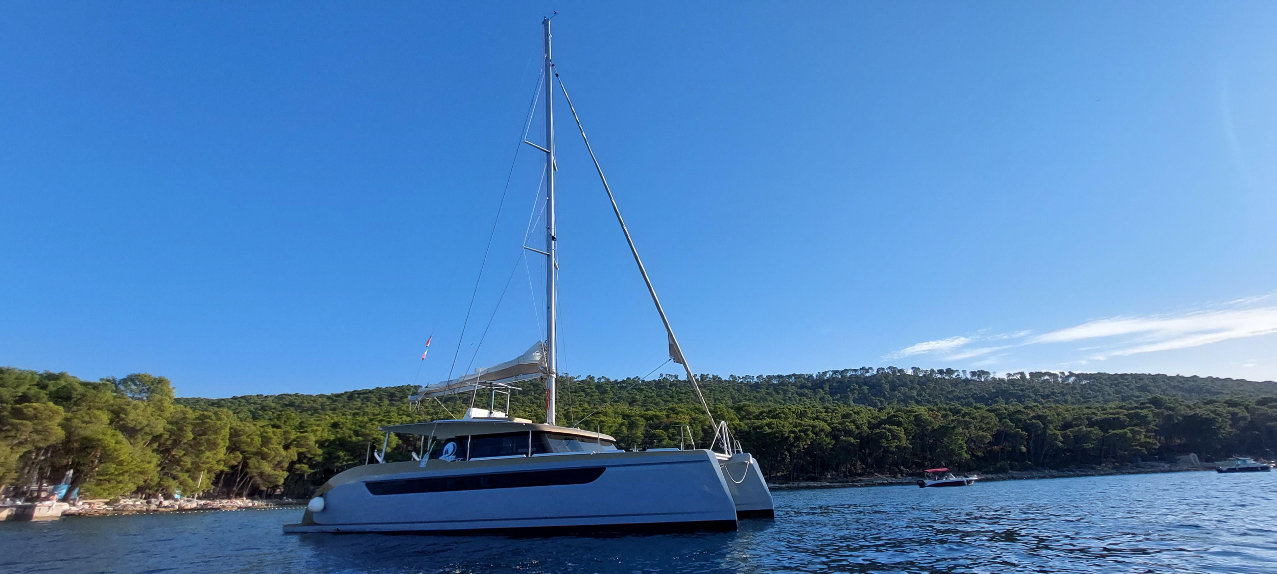Photo #14 - Luna 49 (Gold) in Split - 18251