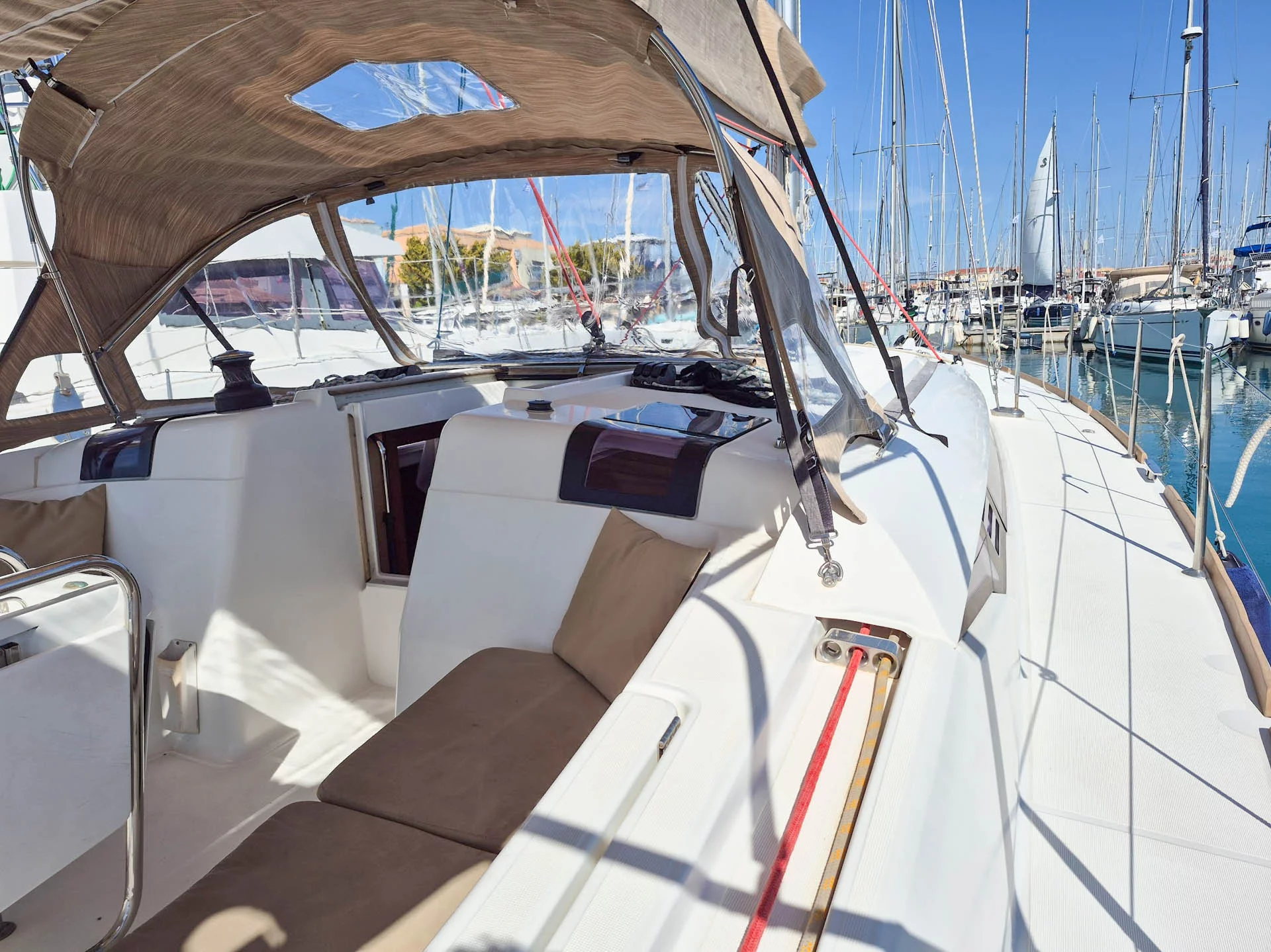 Sun Odyssey 439 (Thales)  - 5